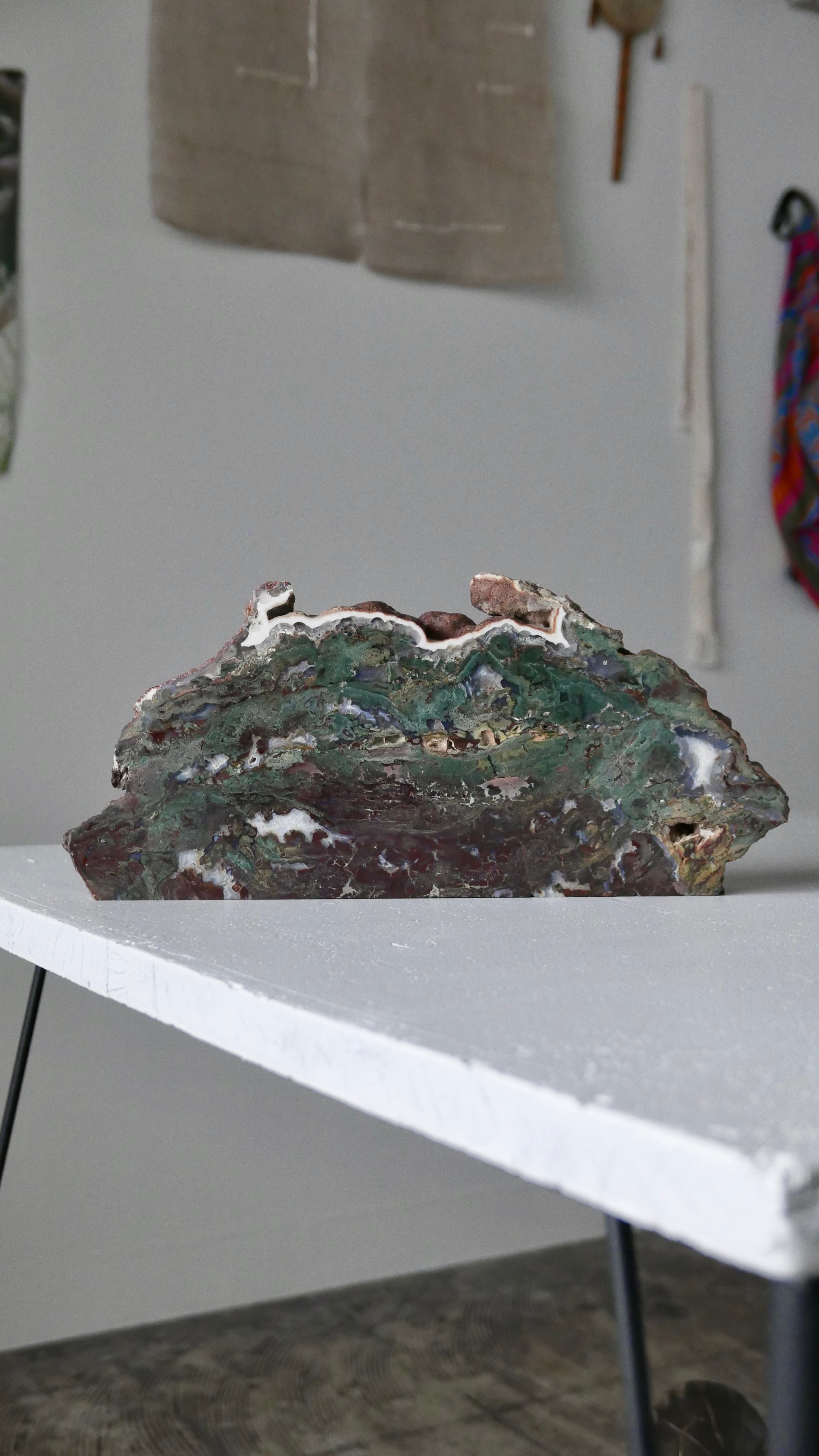 petrified wood plate , deep green × marron , 2way , like an abstract painting