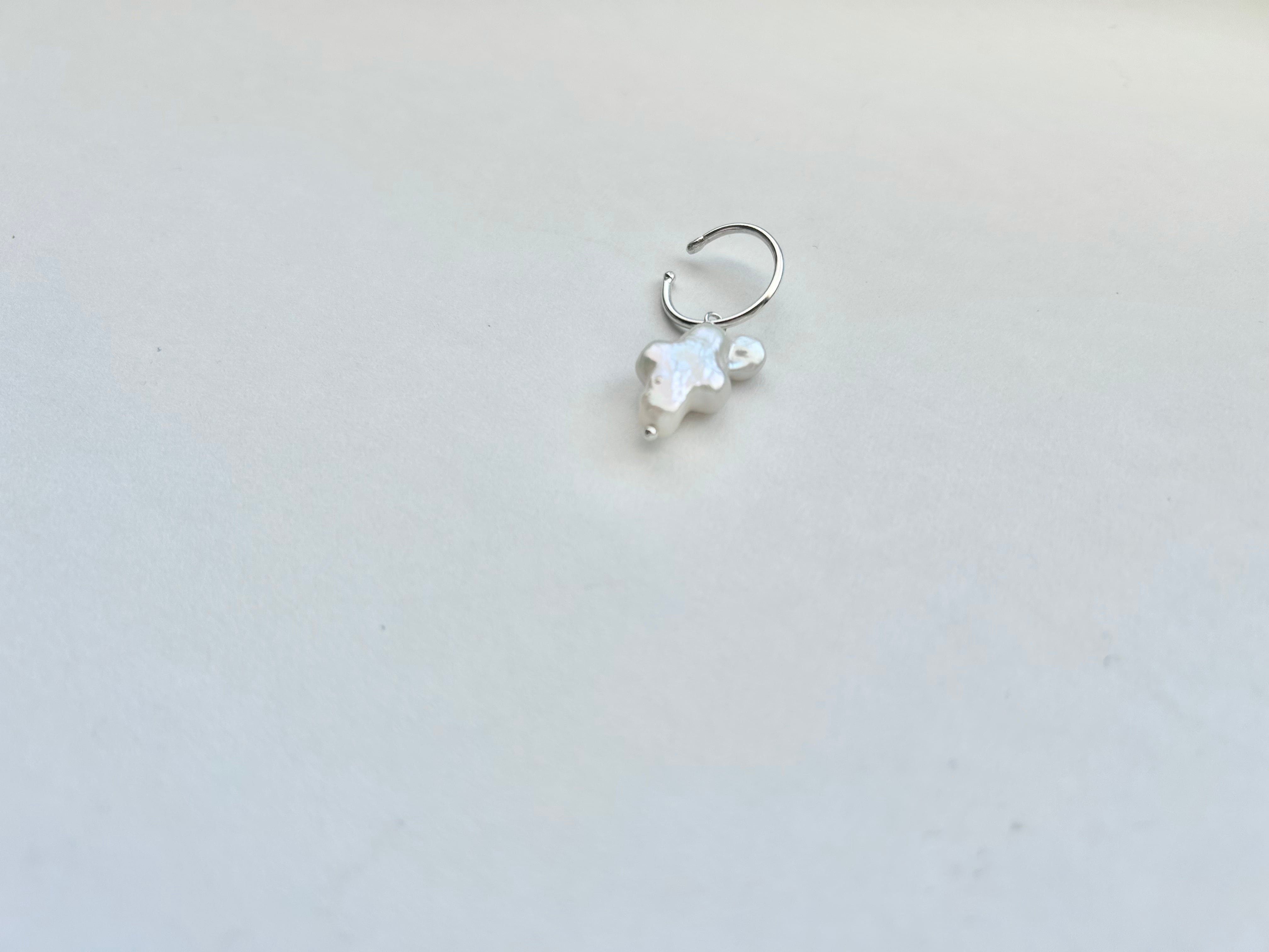 KAMIORI KAORI / BOUTTIQUE CROSS EAR CUFF/ 2 | kamiorikaori KAMIORI KAORI / BOUTTIQUE CROSS EAR CUFF/ 2 | kamiorikaori