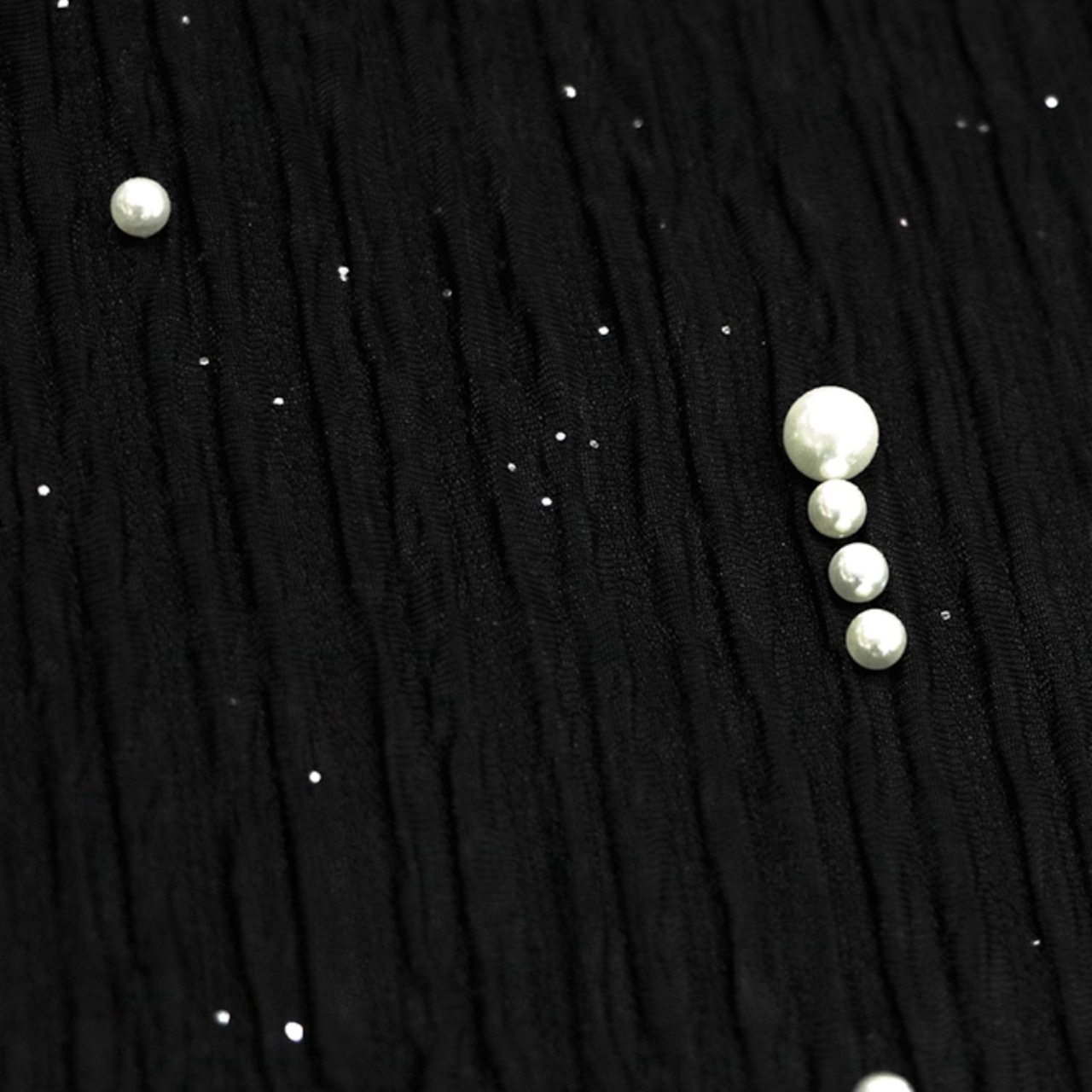 Black pearl patchwork slimming mid-length top (ME123)