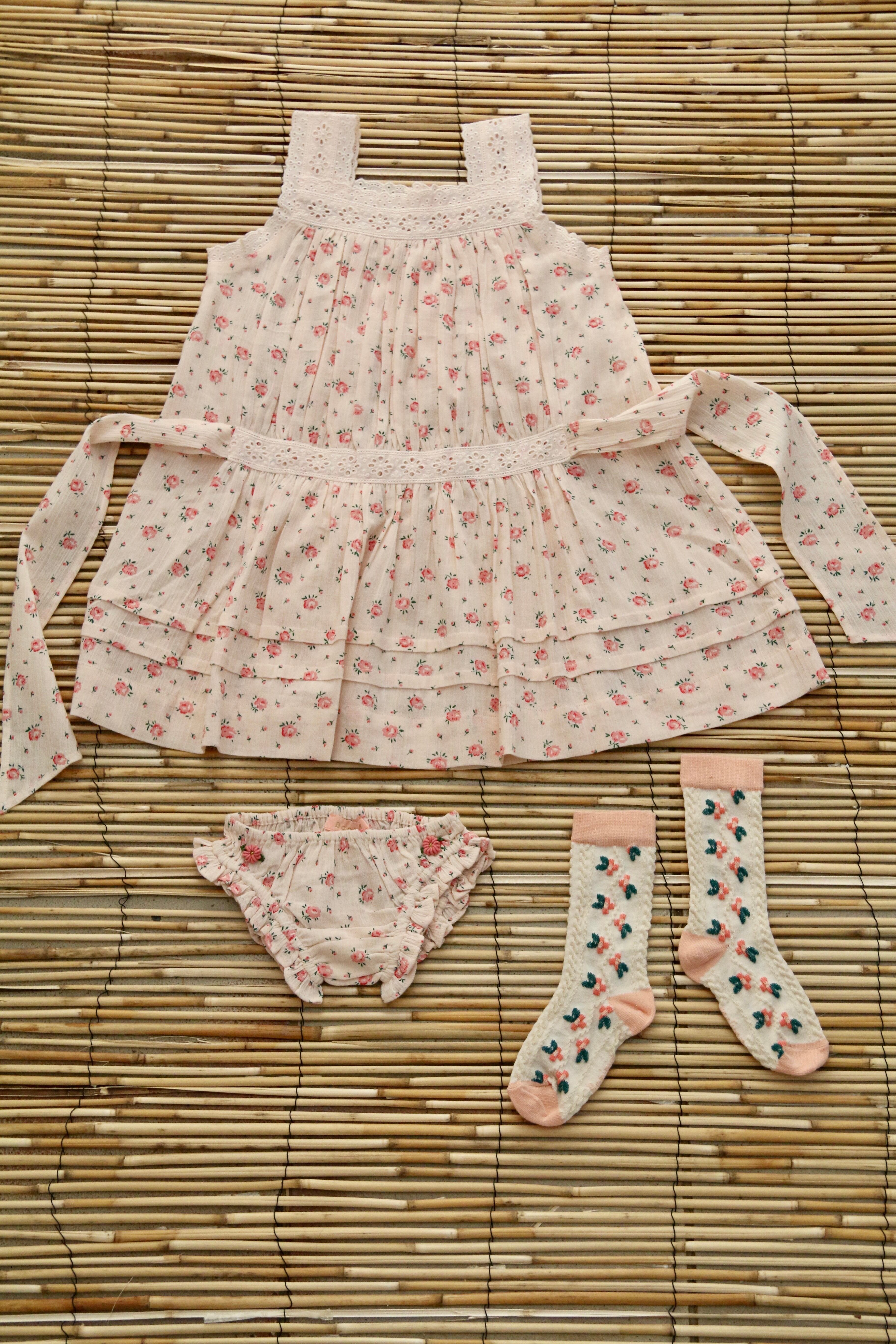 2Y Dress ELEONORE Diary Bonjour ワンピース BONJOUR Bots + Milk - PINK NUDE FLOWERS GOLDEN / DRESS ELEONORE DIARY ワンピース