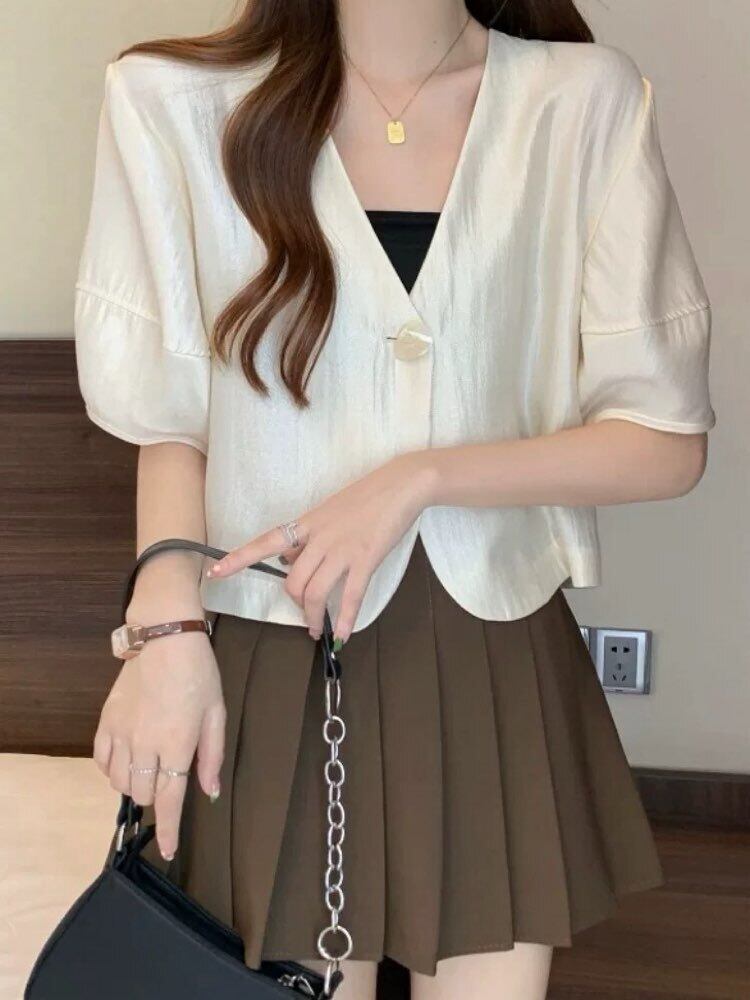 いつものコーデをグッと格上げ ノーカラーバルーンスリーブサマージャケット 半袖 ぽわん袖 ショート丈 釦 羽織り お洒落 シック 上品 カジュアル 大人可愛い 体型カバー 大きいサイズ 韓国 CH9681