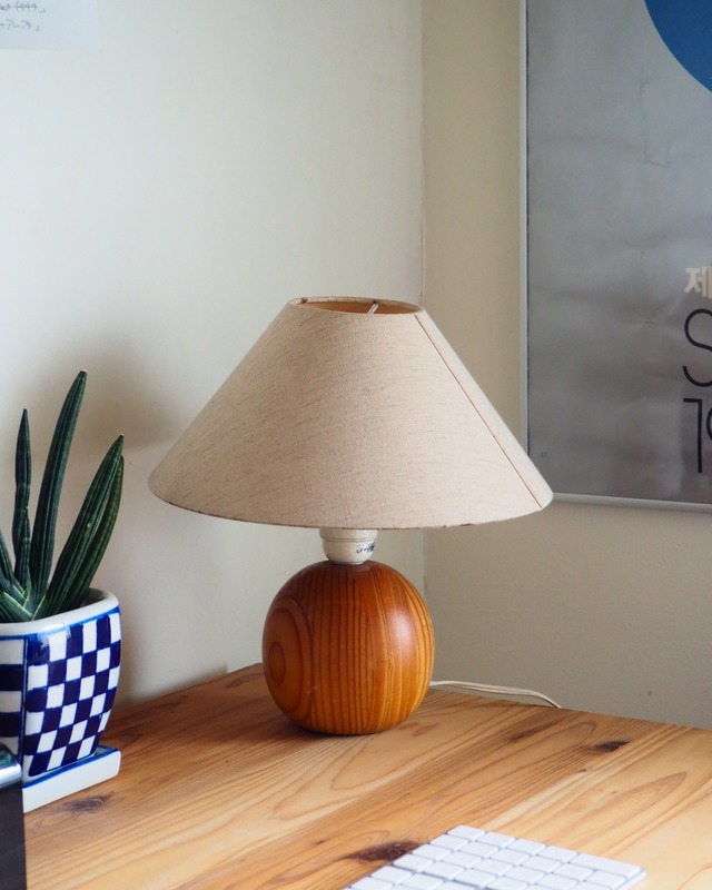 1994 Lamp with wooden base and shade
