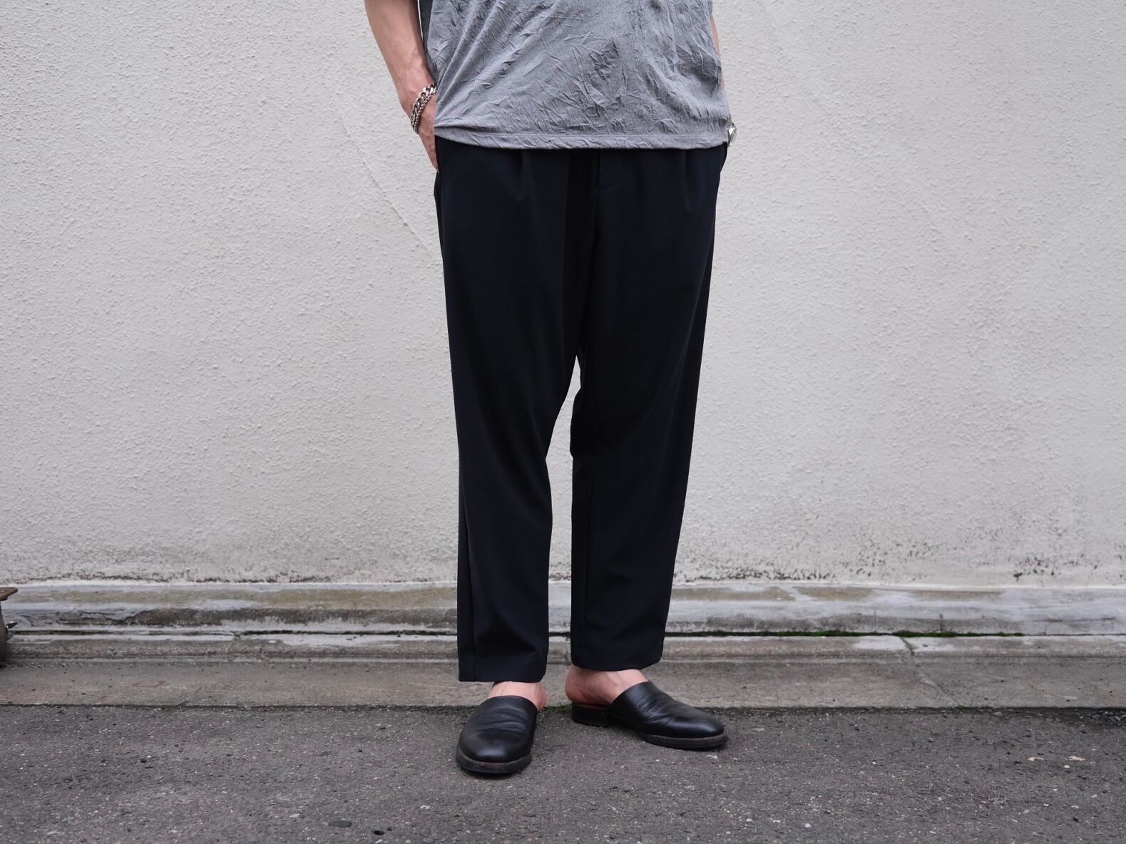 LAMOND　ネイビー スラックス ゴムウエスト LAMOND(ラモンド) ⁄ SHARI PANTS⁄ボトム⁄4⁄ポリエステル⁄ネイビー