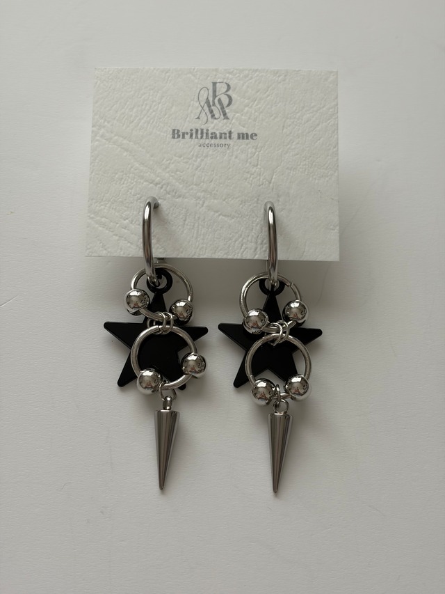 ブラックスターピアス