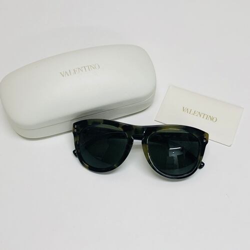 VALENTINO ヴァレンティノ サングラス 眼鏡 ブラック/グリーン 【中 