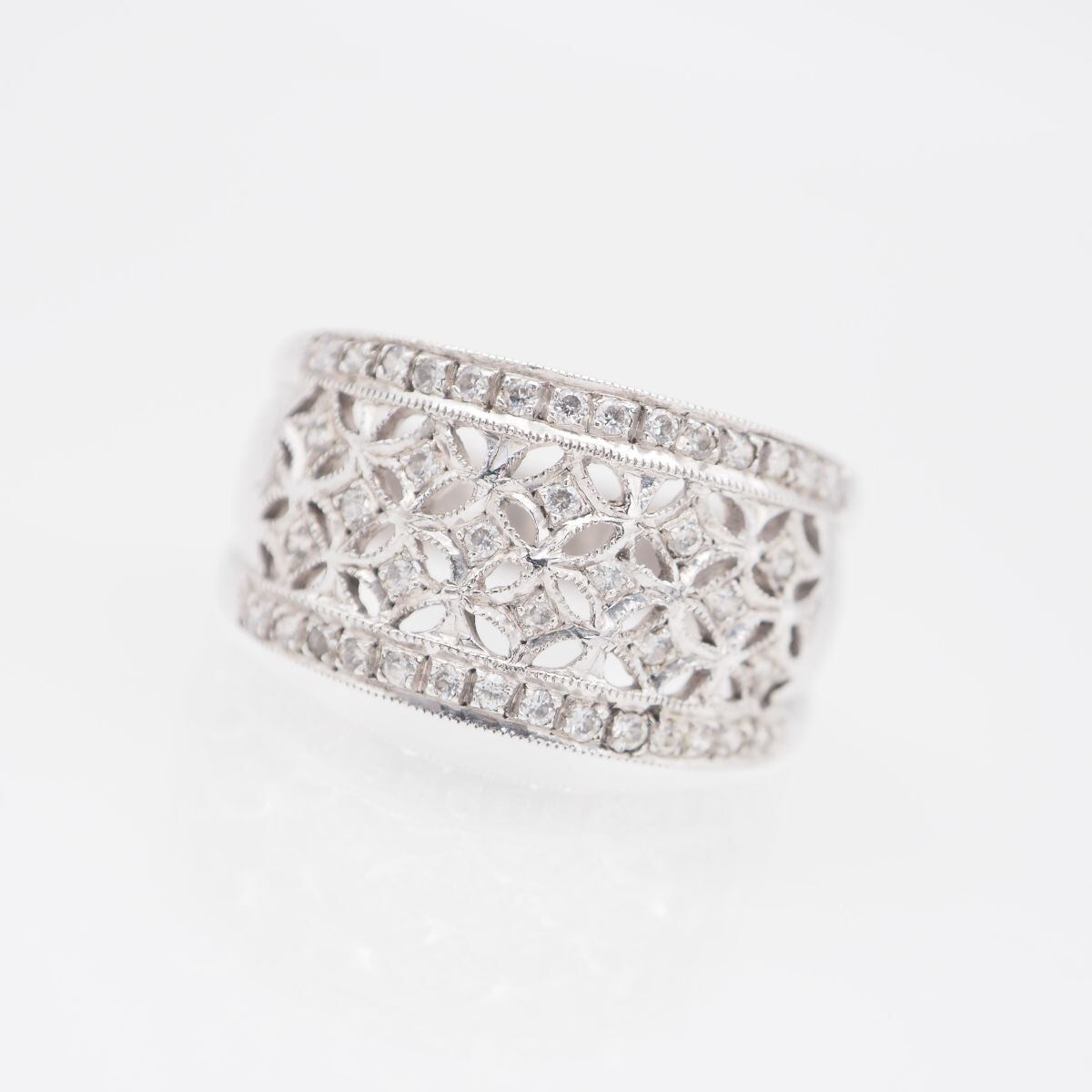 pt900 0.63ct ダイヤ0.18ct リング 【公式通販】
