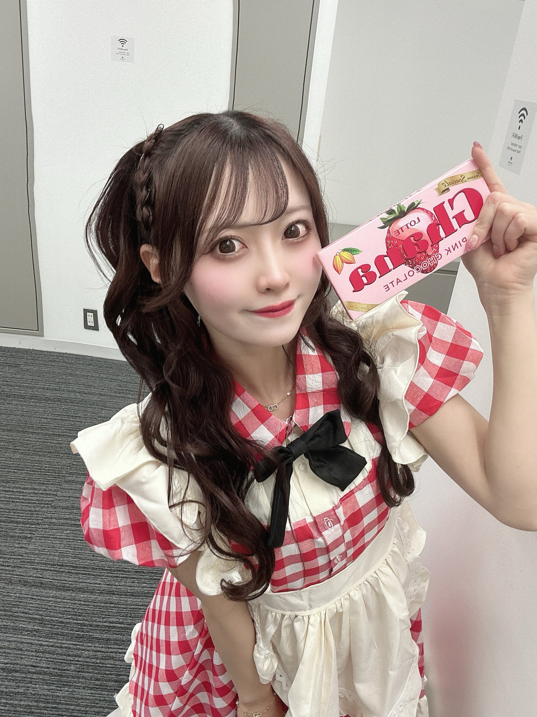 桃乃あや【メイドデコチェキ】 | Pay ID