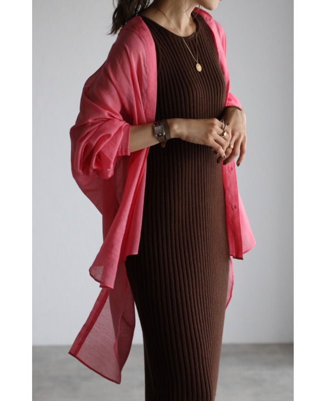 袖ゴムカフスシアーシャツ