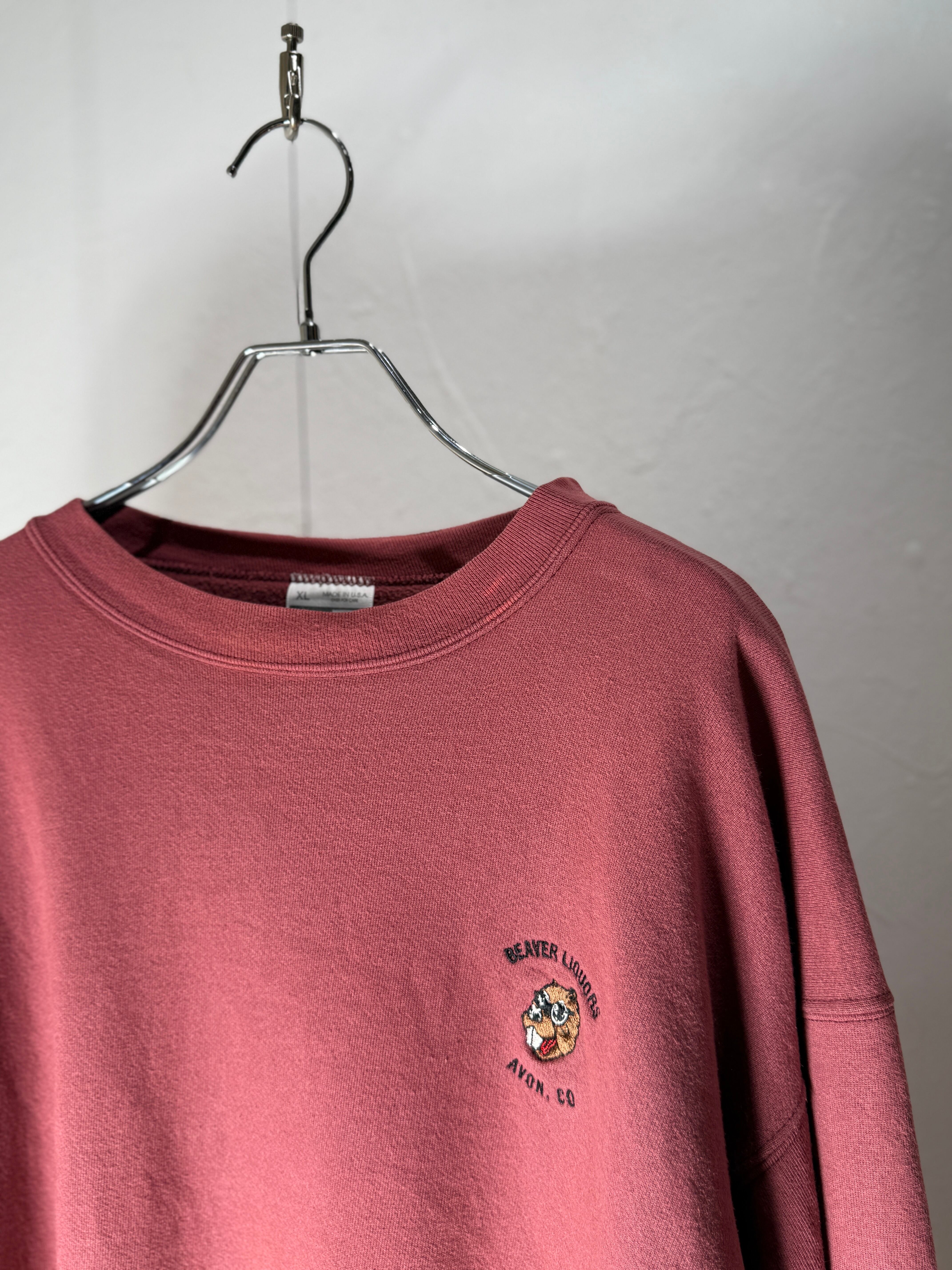 90’s USA Made “Beaver Liquors” Embroidery Sweatshirt