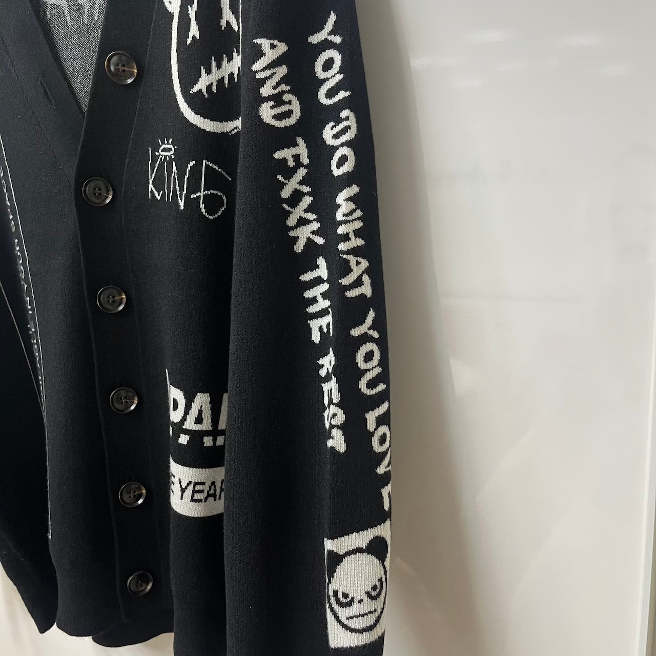 【HIPANDA ハイパンダ】男女兼用 ニットカーディガン UNISEX KNIT CARDIGAN / WHITE・BLACK