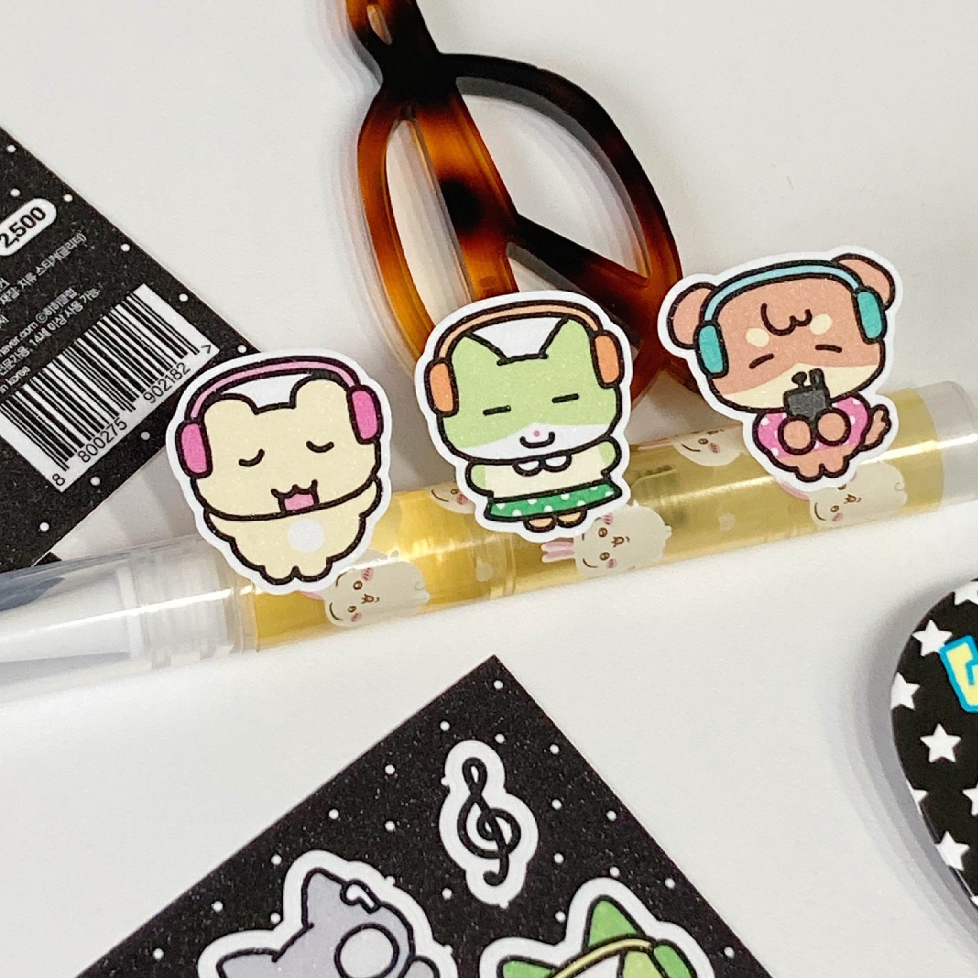 HEEHEECLUB] Let's Enjoy the Music♪ ステッカー | moim - 韓国雑貨や