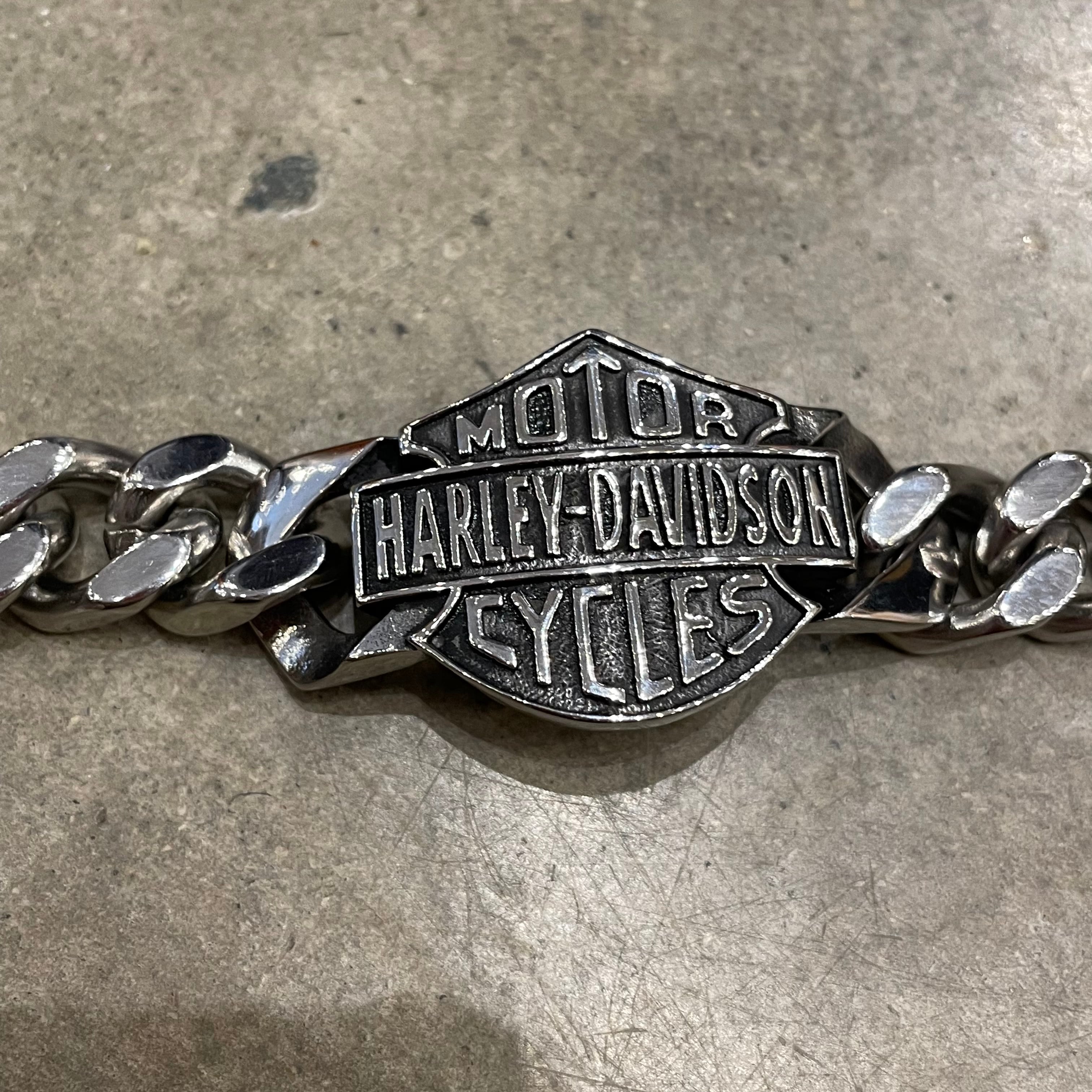 激レア　ハーレーダビッドソン 編み込みレザーブレスレット Amazon | ハーレーダビッドソン メンズ ナット&ボルト B&S 編み込み