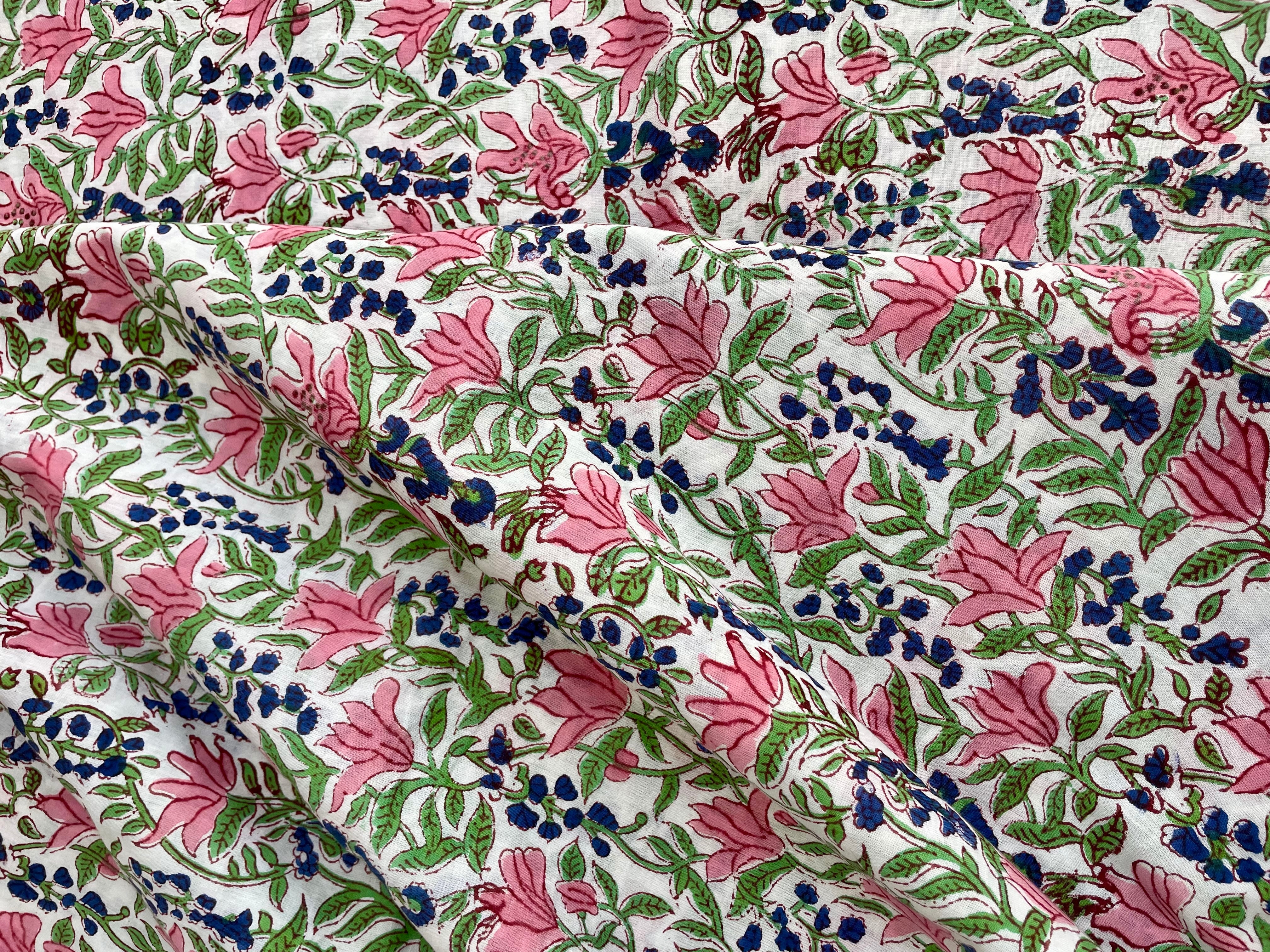 50cm単位】ブロックプリント生地 インド綿 花柄 ピンク＆ネイビー