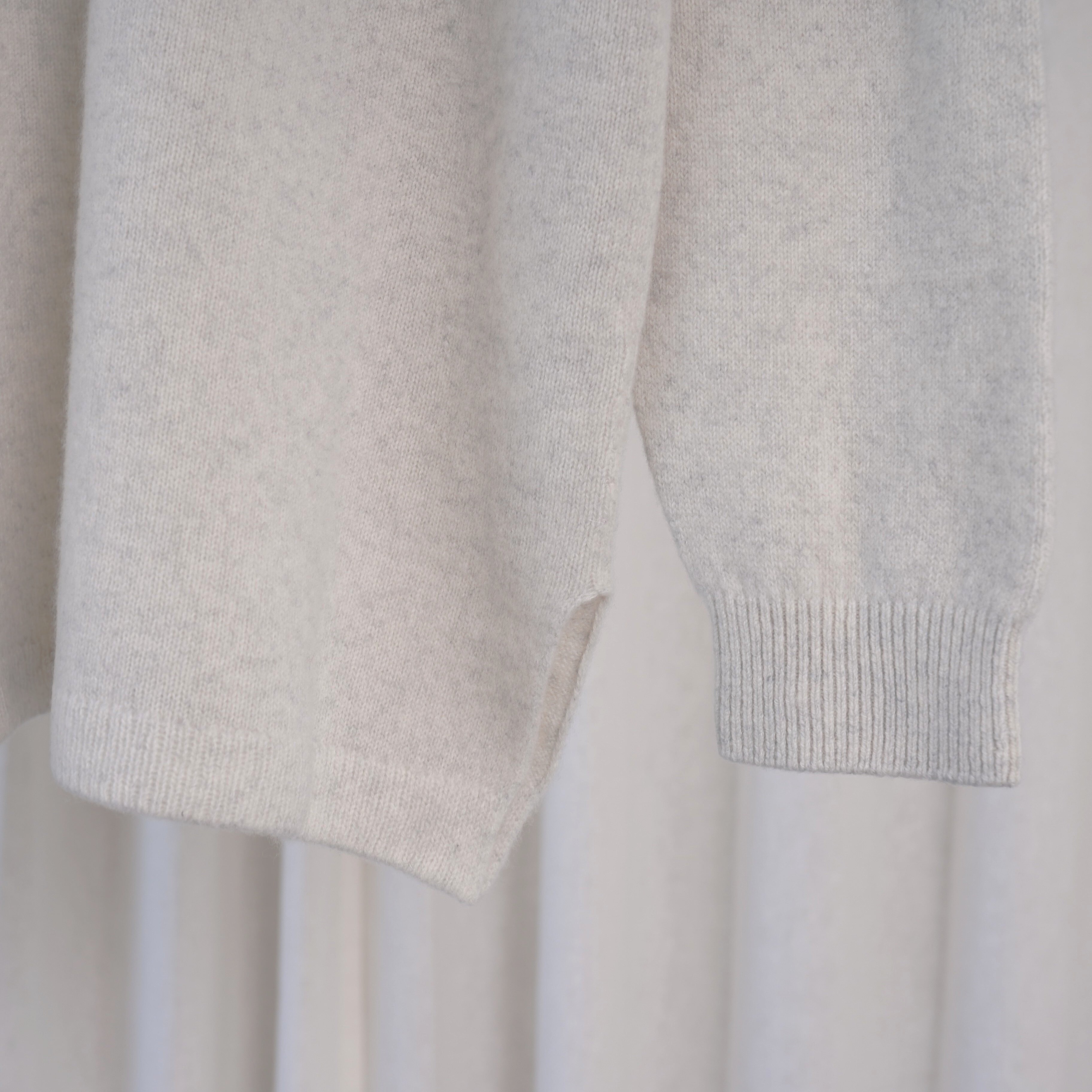 MITTAN / ウルグアイウールタートルセーター 