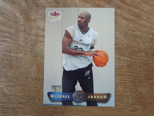 マイケル・ジョーダン 2001-02 FLEER ULTRA