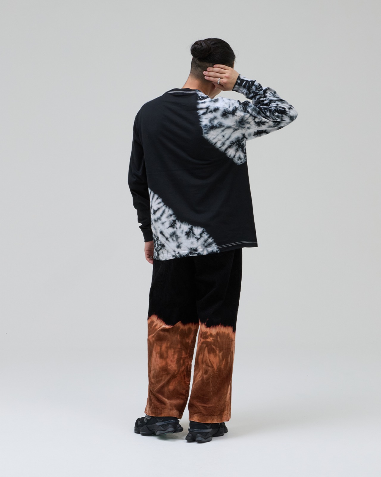 【数量限定販売】黒染めタイダイL/S T-shirts 切り絵