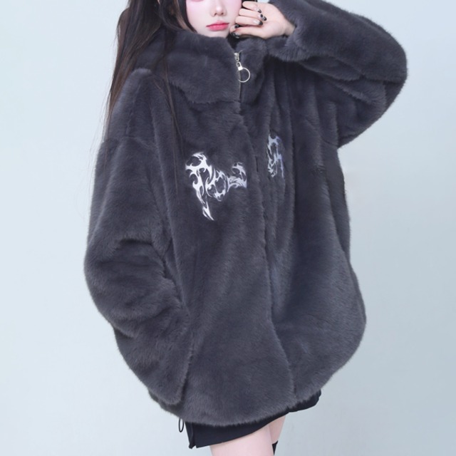 ダークゴシック刺繍ロゴフェイクファーフードジップアウター（lli_6562）