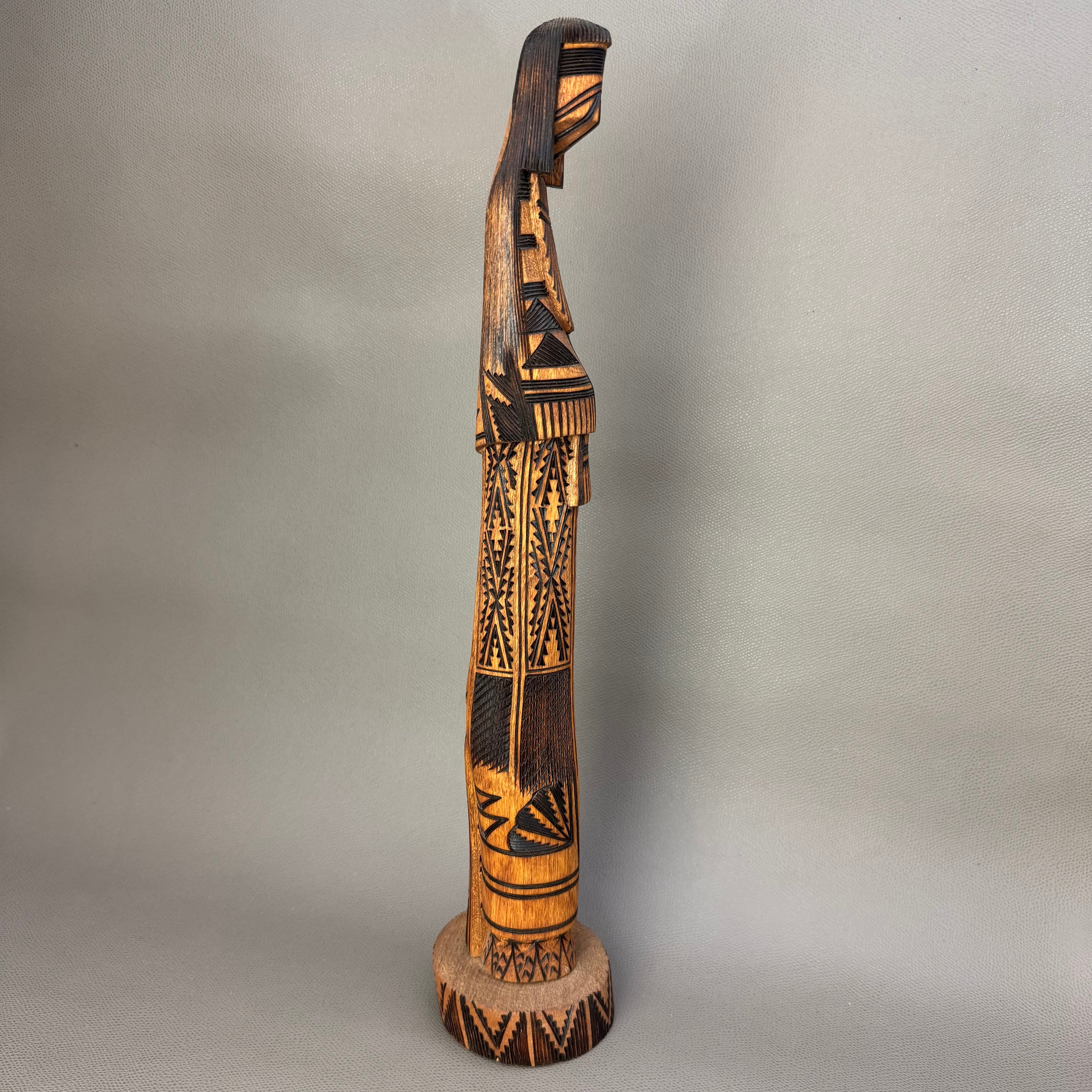 NAVAJO族（ナバホ）Nate Guy作 Sculpturesロングヘア カチーナドール
