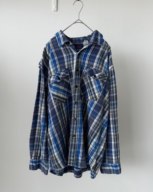 -DAKOTA- Vintage 90s XL Flannel Check Shirt