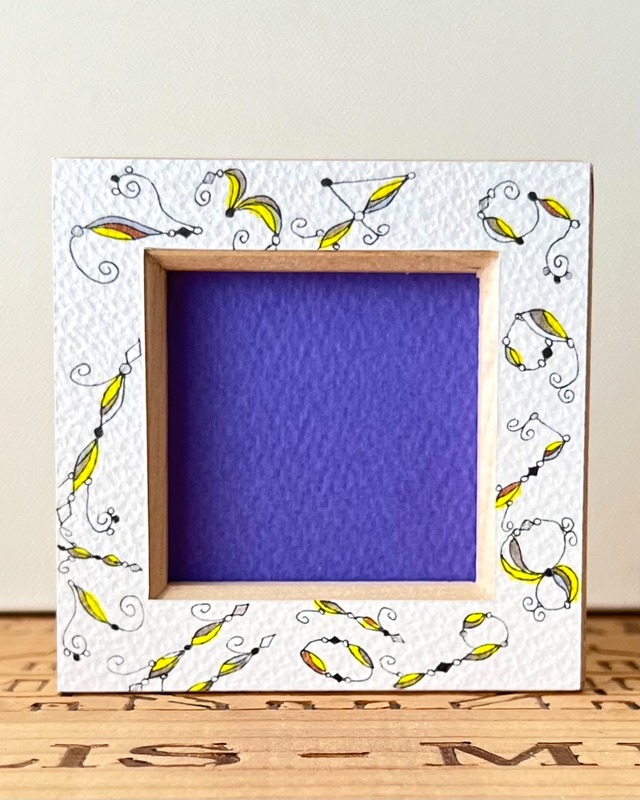 mon-petit（紫） ｜ ちいさなイラスト