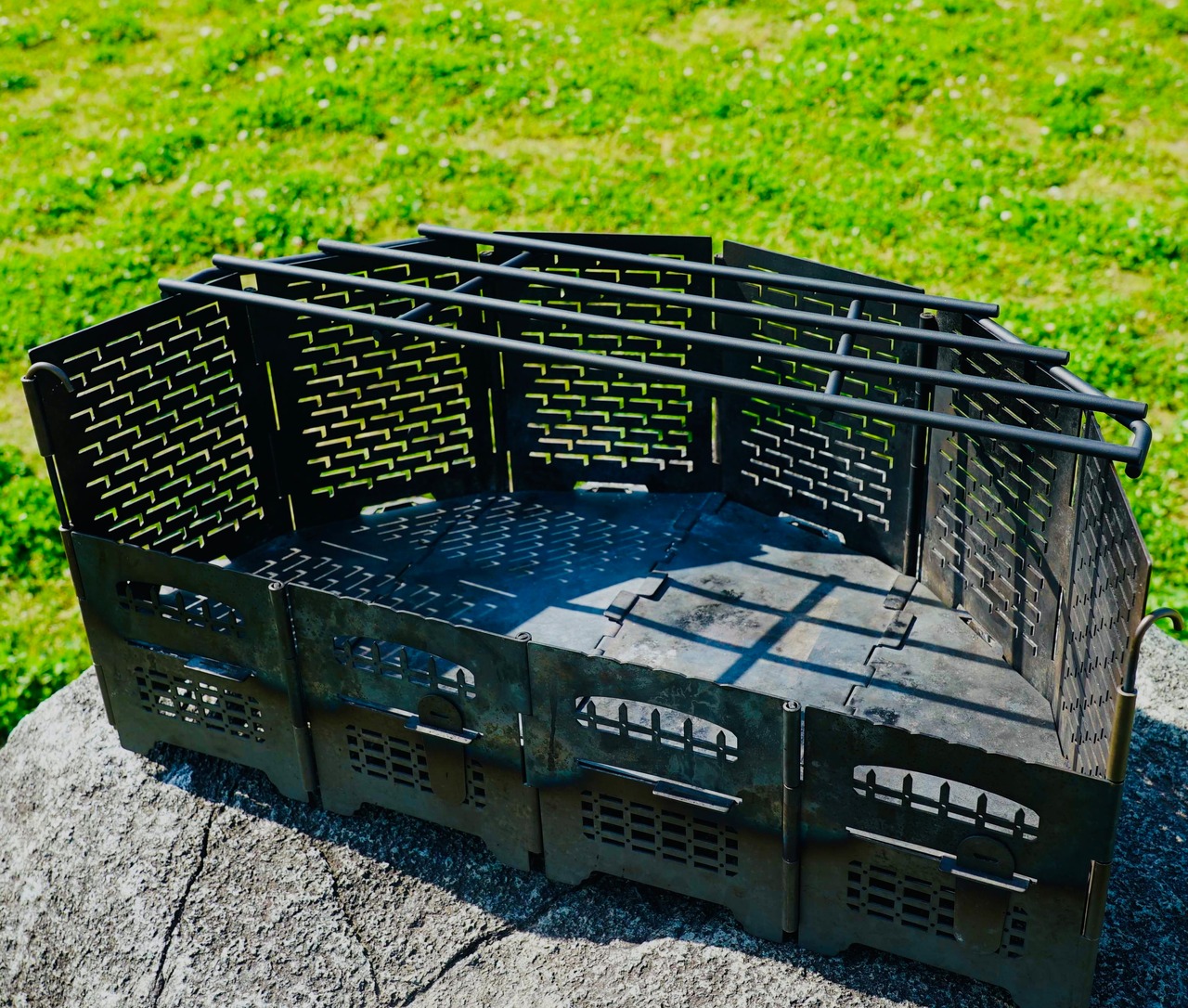 ロダン焚火台対応　ミカヅキロストル ‟Cour クール” 耐熱焼付塗装