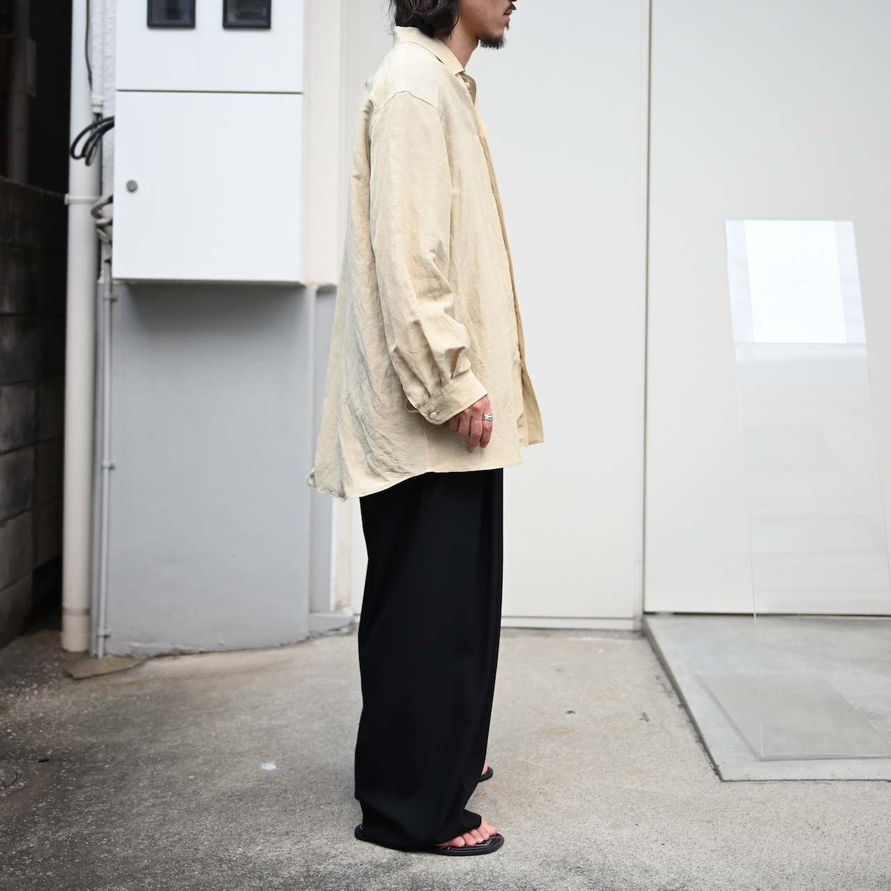 Nonnotte / Calm Oversized Open Collar Shirt