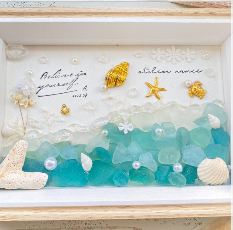 "シーグラスたっぷりの海"