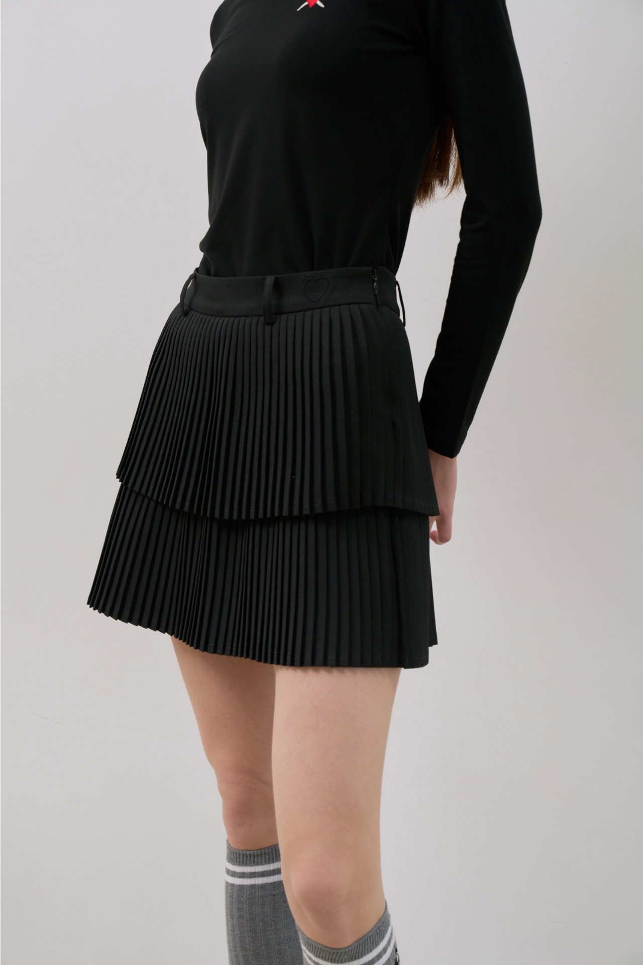 GOXO ゴーエックスオー ハートロゴダブルジャンプリーツスカート ブラック