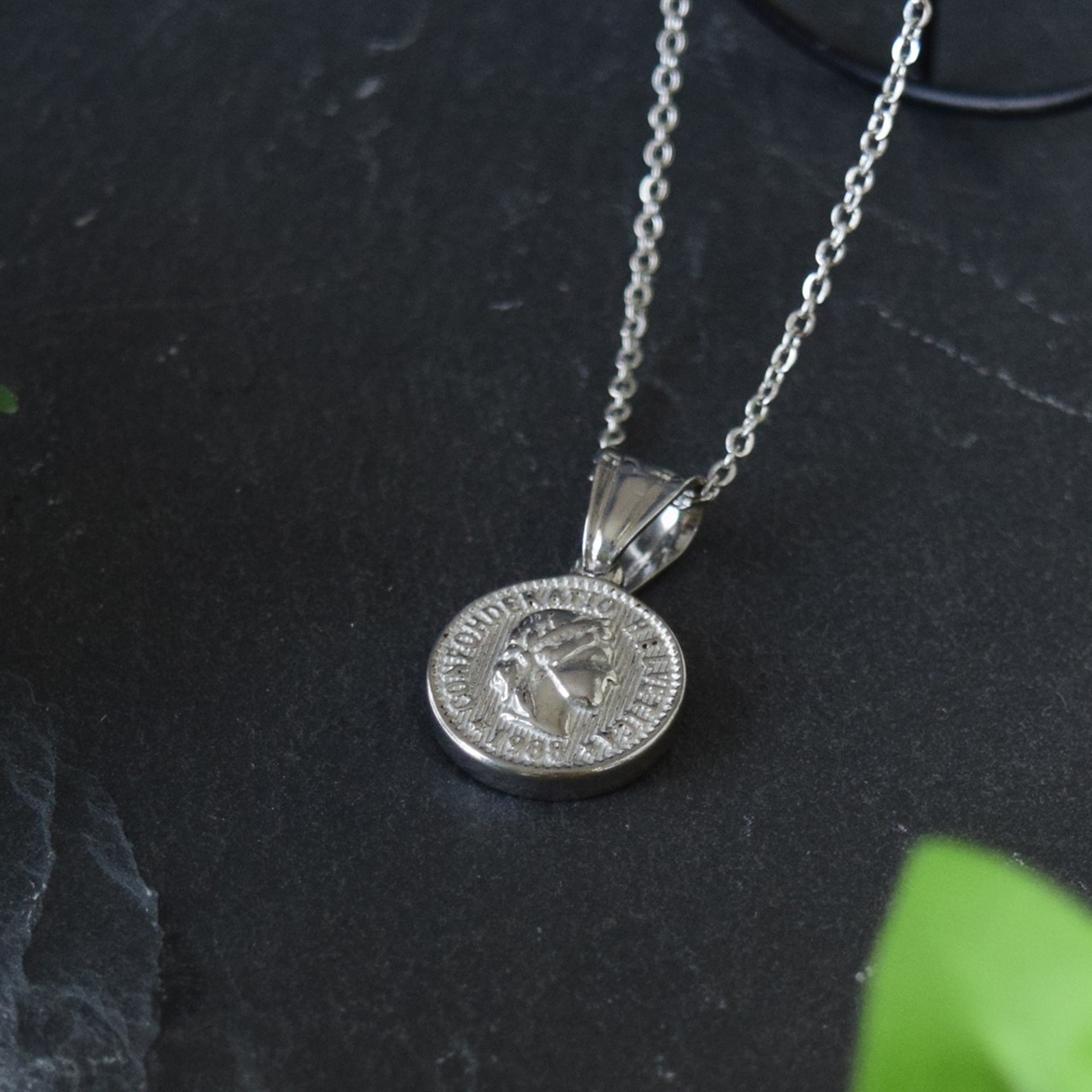 スイス5ラッペンコインネックレスシルバー