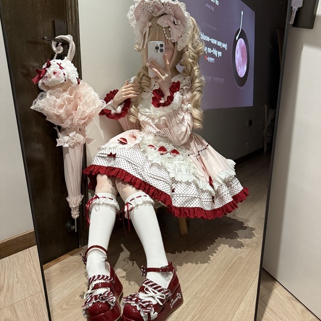 苺ミルクの祝祭 継袖いちご柄エプロン風レースフリル甘ロリワンピース