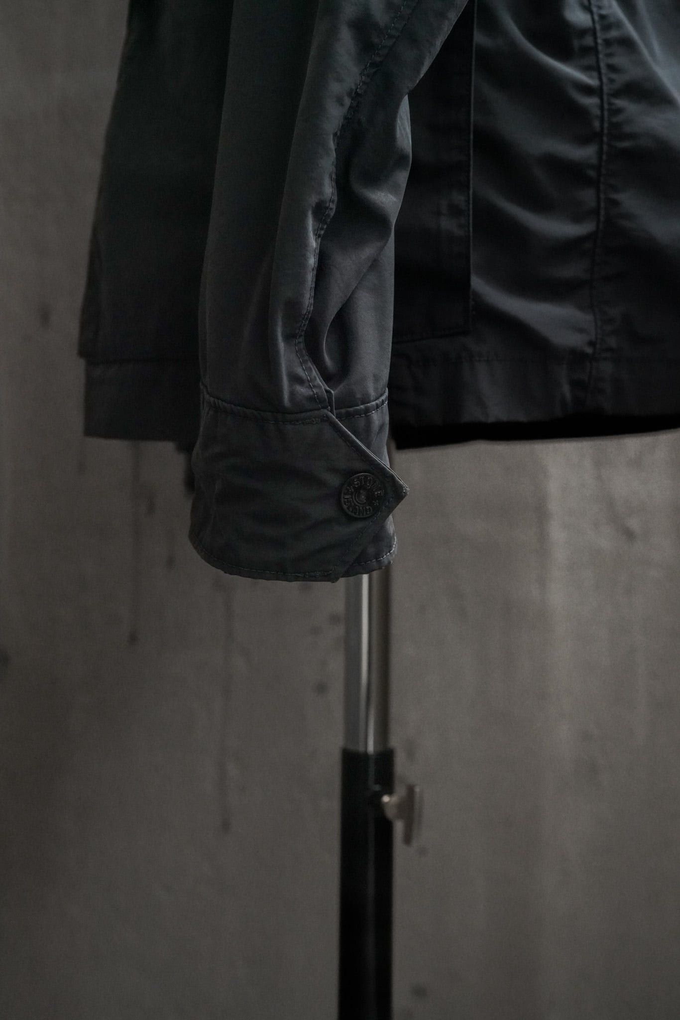 17AW 