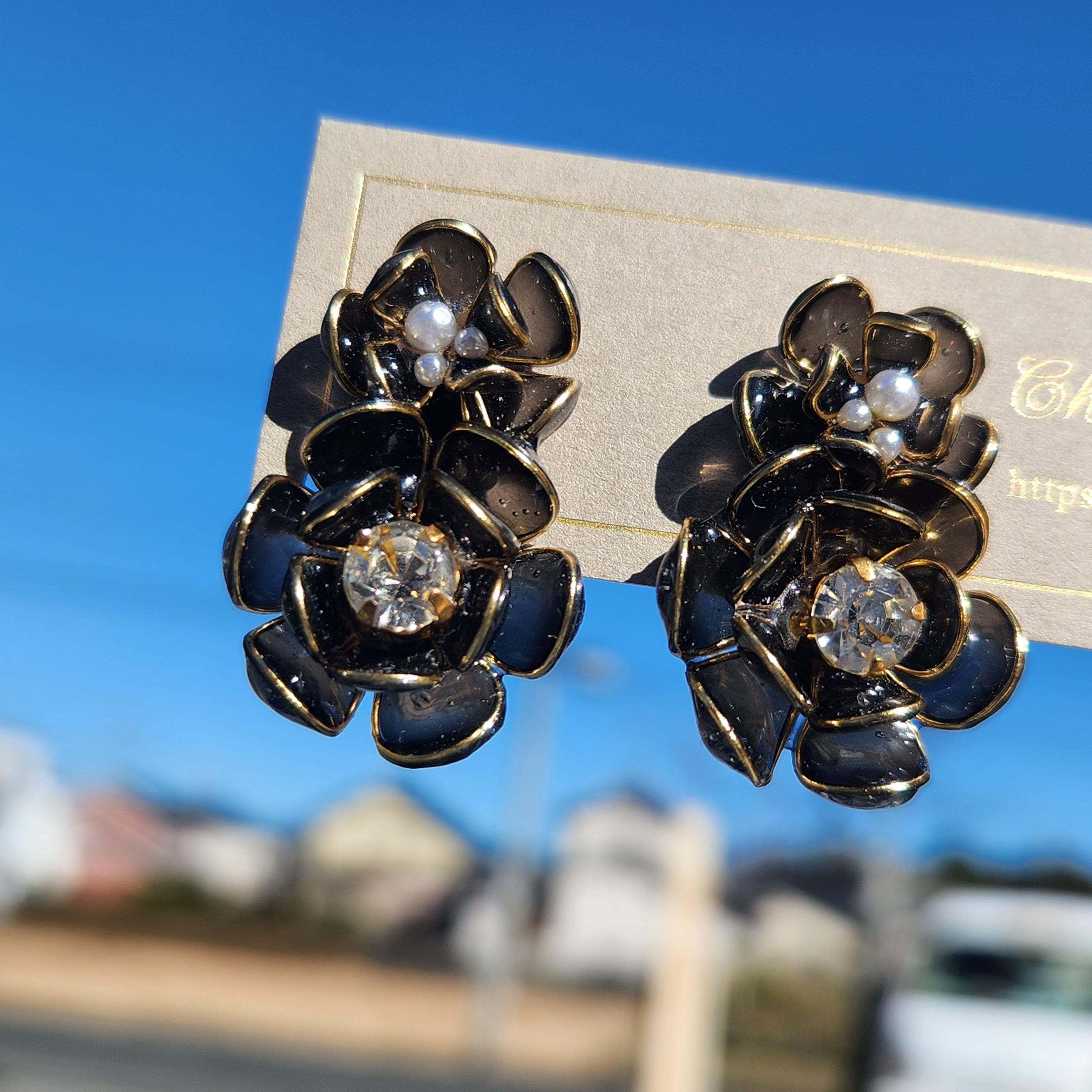 最高級 花びら型透かしデザインピアス フィリグラーナ 【公式通販】