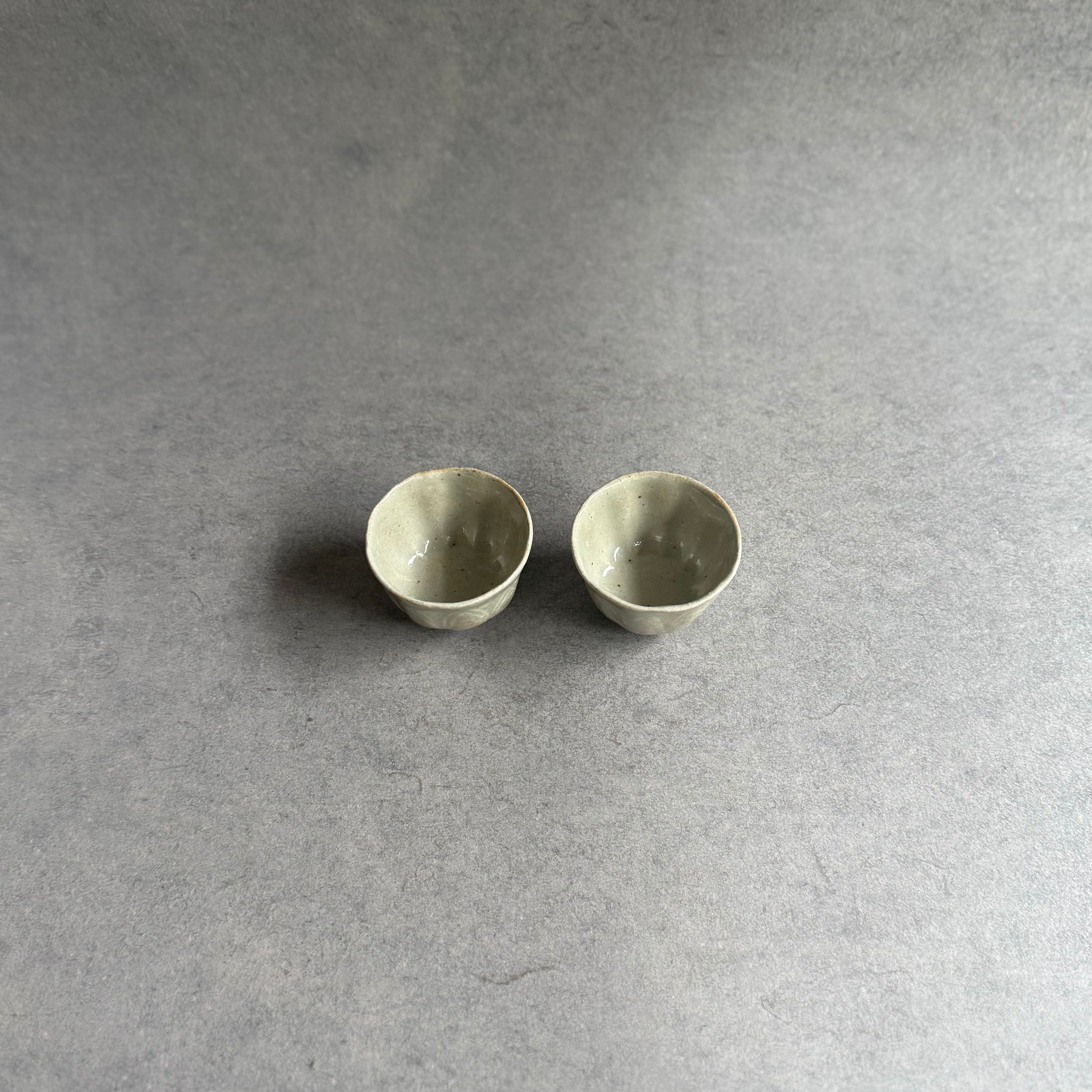 日高伸治 青白磁茶杯 | gallery 一白