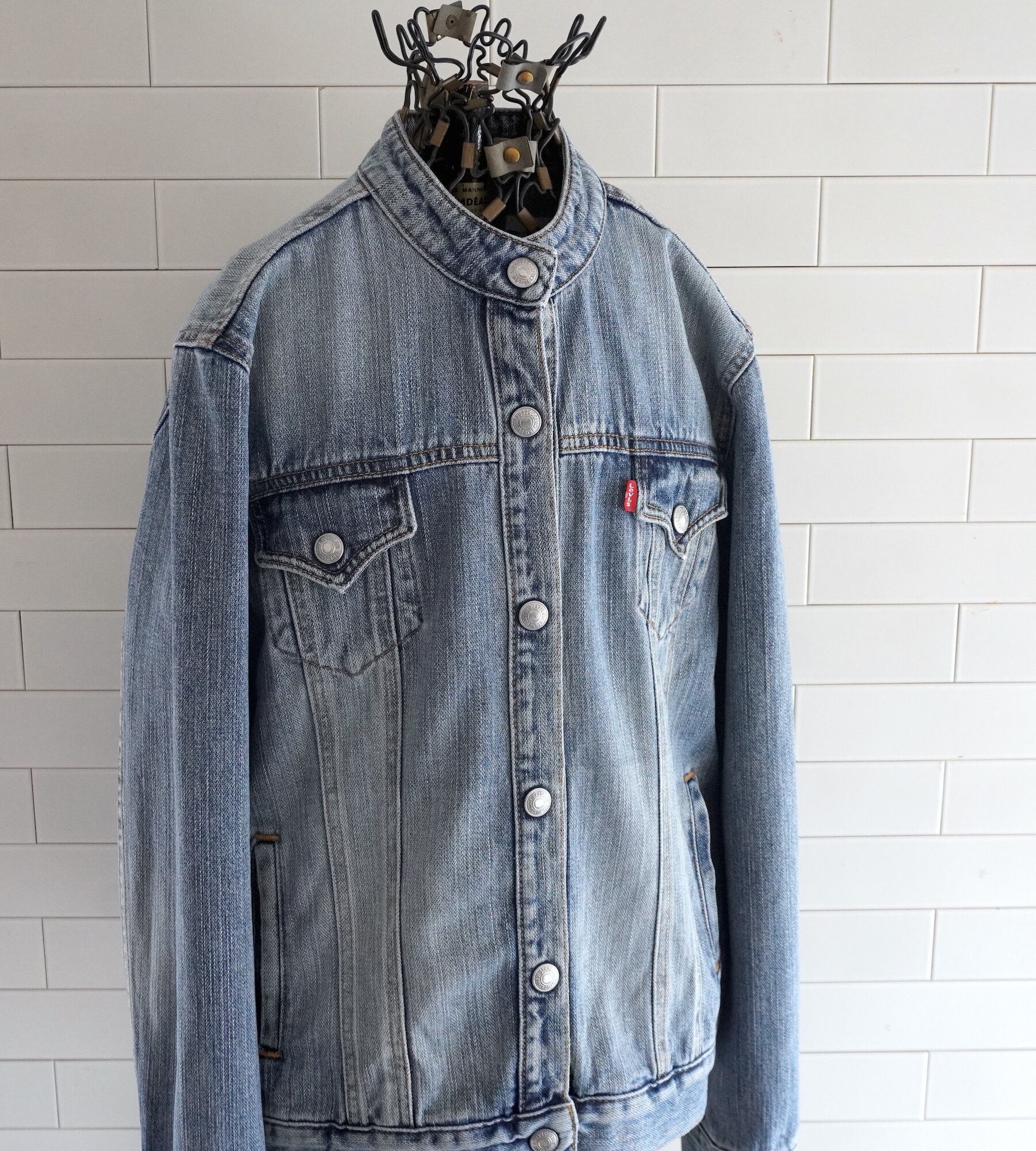 2000's [Levi's] 