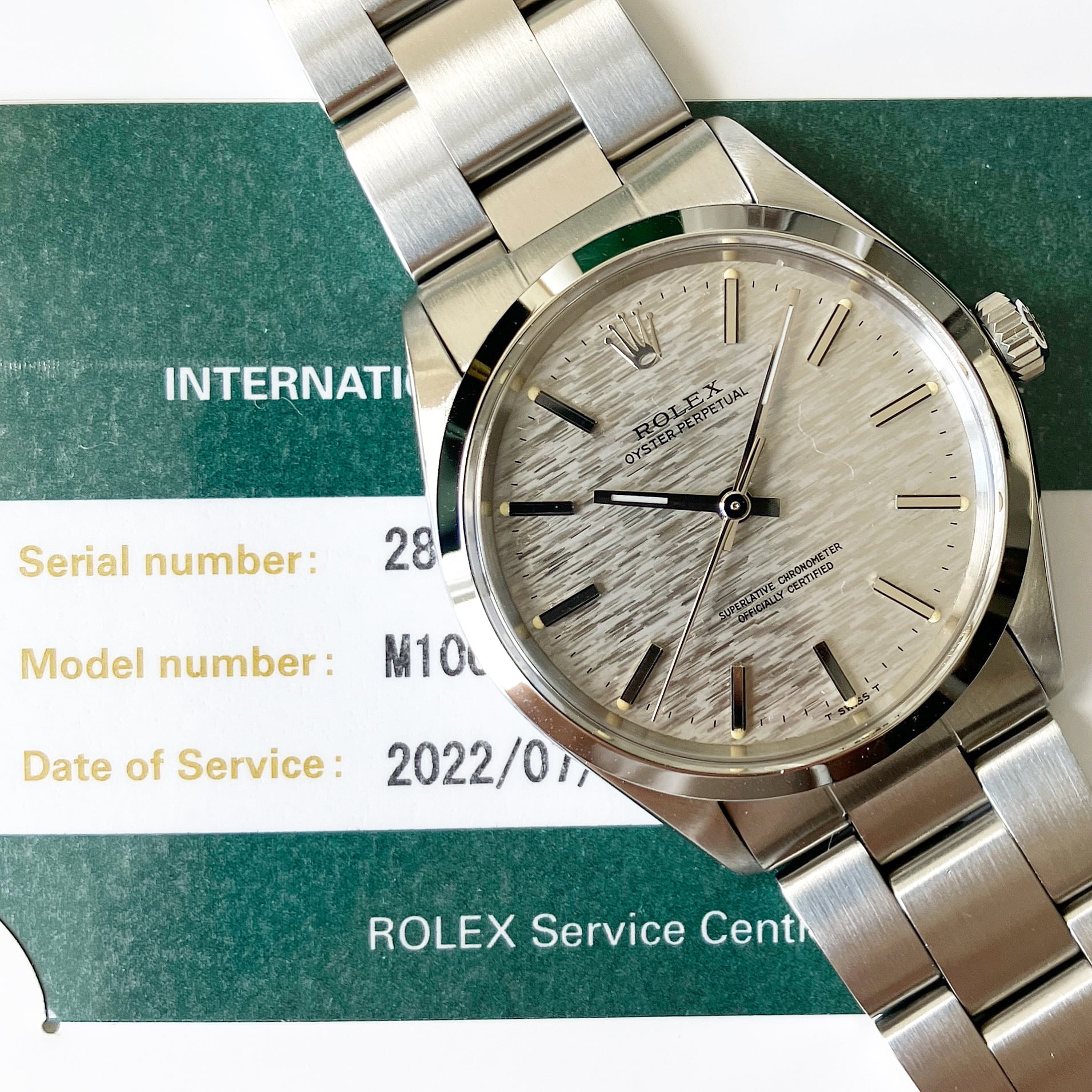 Rolex Oyster Perpetual 1002 (28*****) | Nivram ヴィンテージ時計