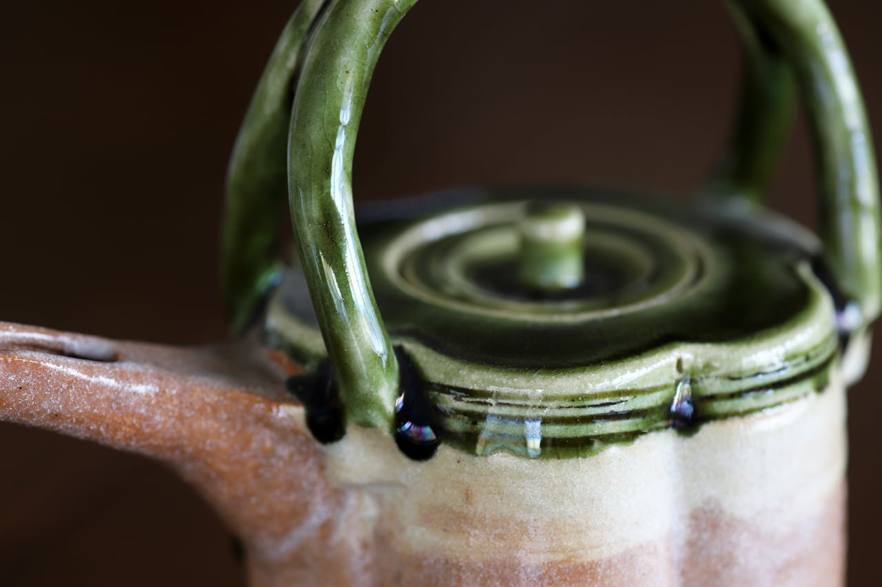 鳴海織部 輪花銚子 作・加藤二三男 工房・五平窯 美濃焼 | にっこう