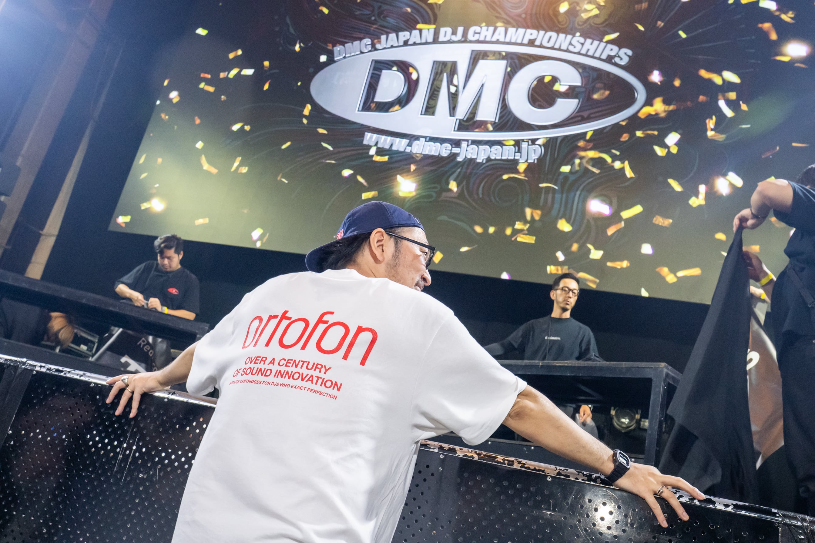 DMC JAPAN × ortofon S/S T-Shirt | DMC JAPAN ONLINE SHOP