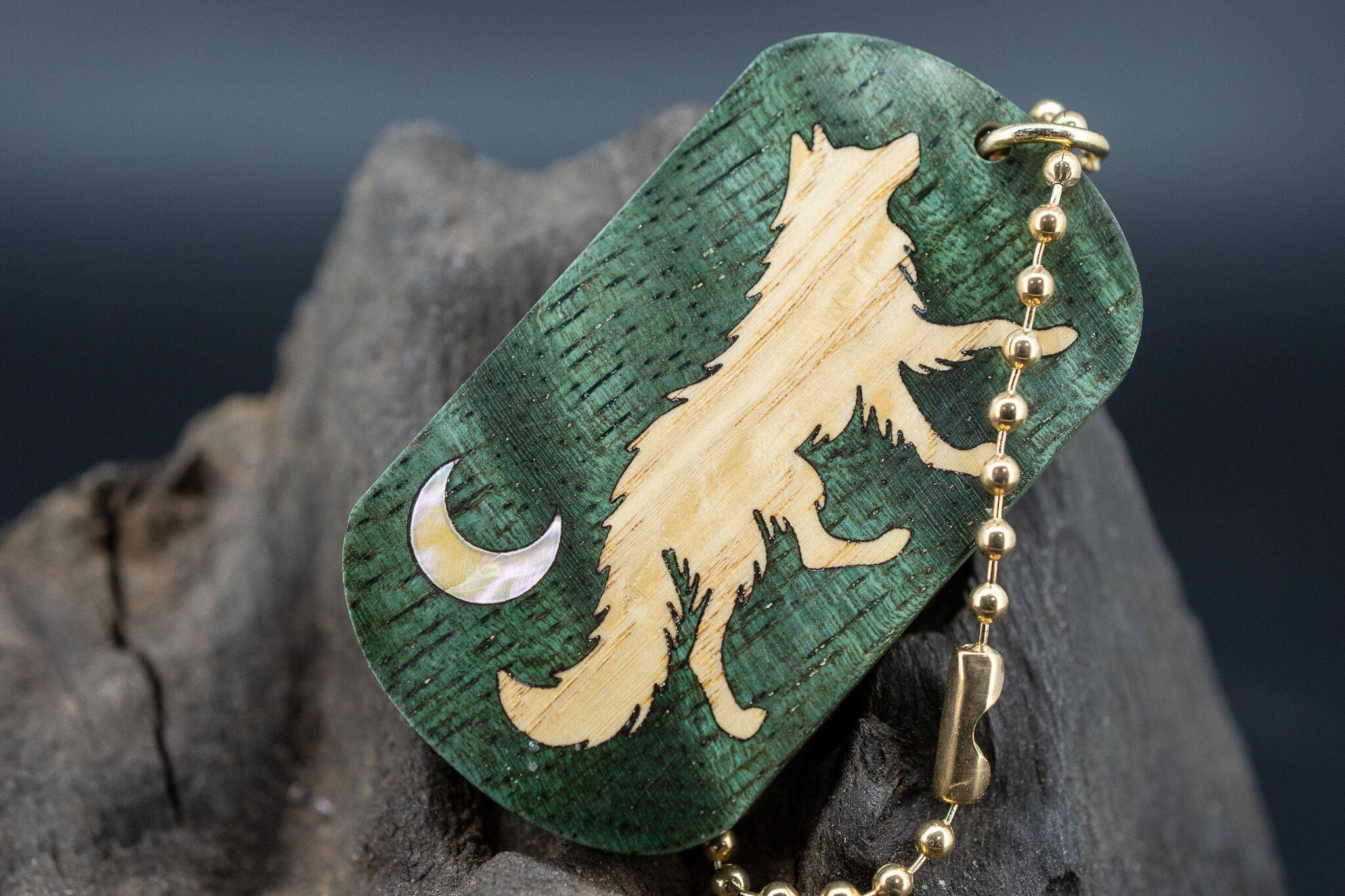 【南国の恵み】マンゴーウッド 縮み杢 スタビライズウッド ドッグタグ 象嵌 闊歩