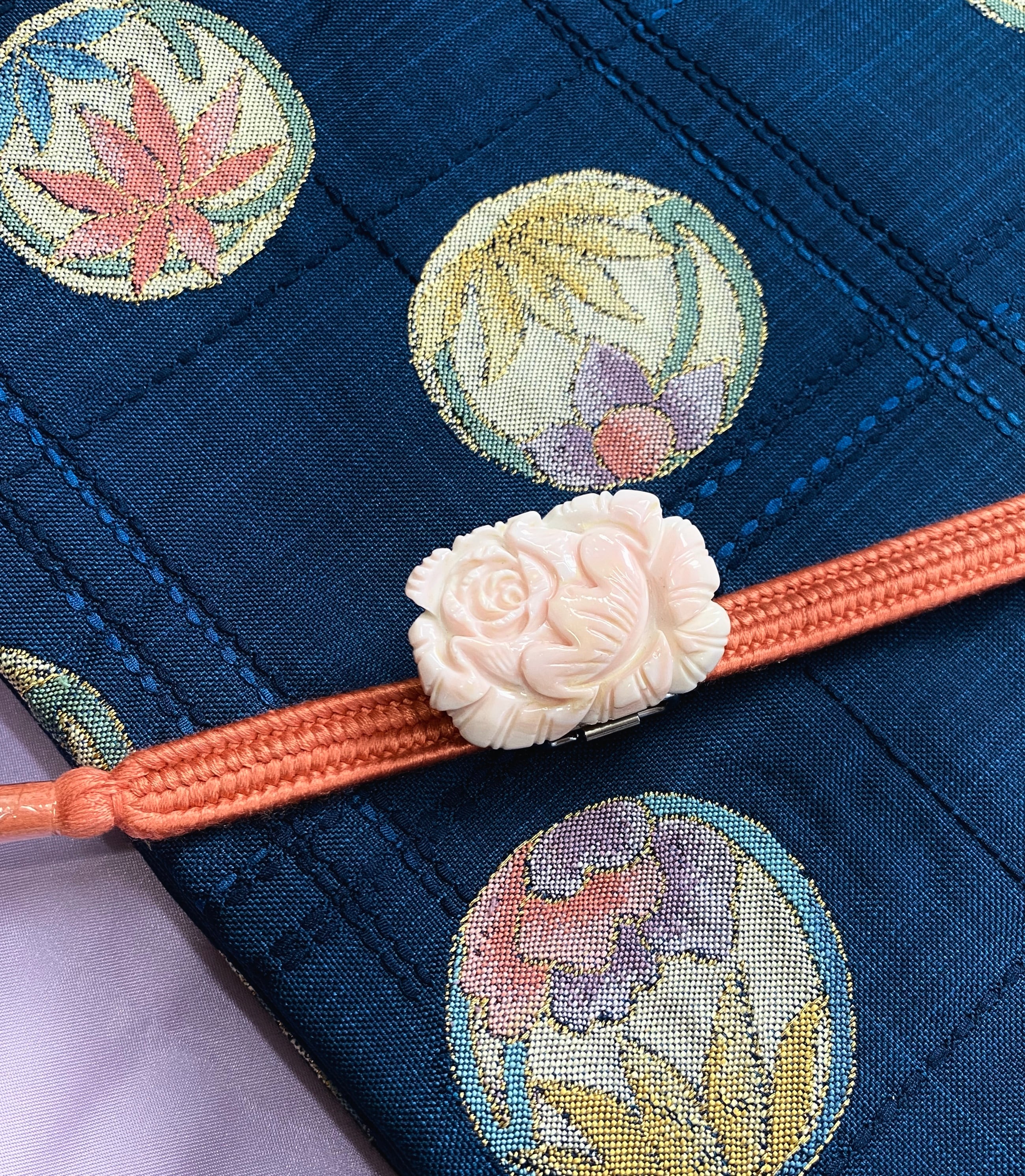 【希少】帯留　羽織りの紐　本珊瑚　アンティーク　レトロ　和装小物