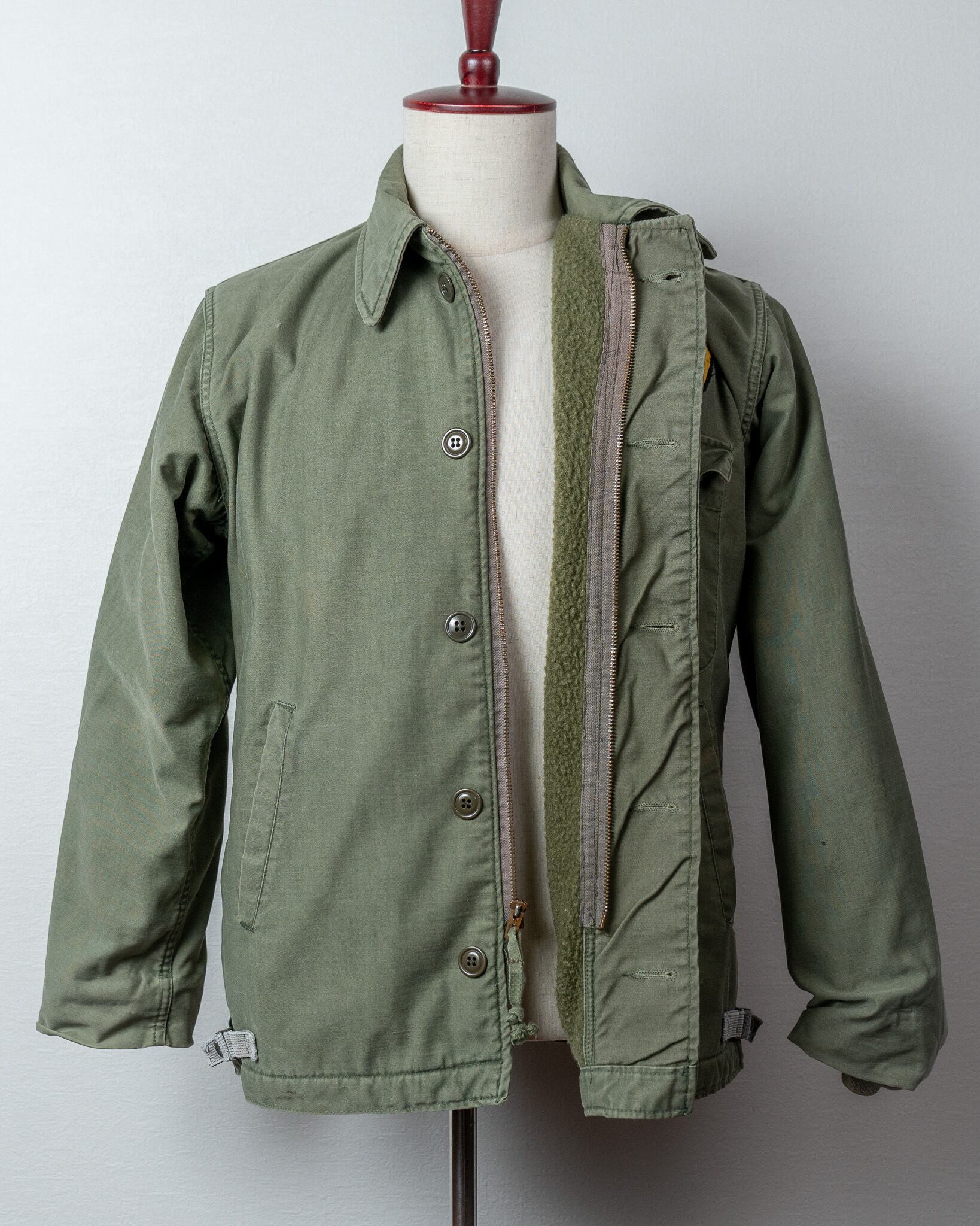 U.S.Navy A-2 Deck Jacket Medium 