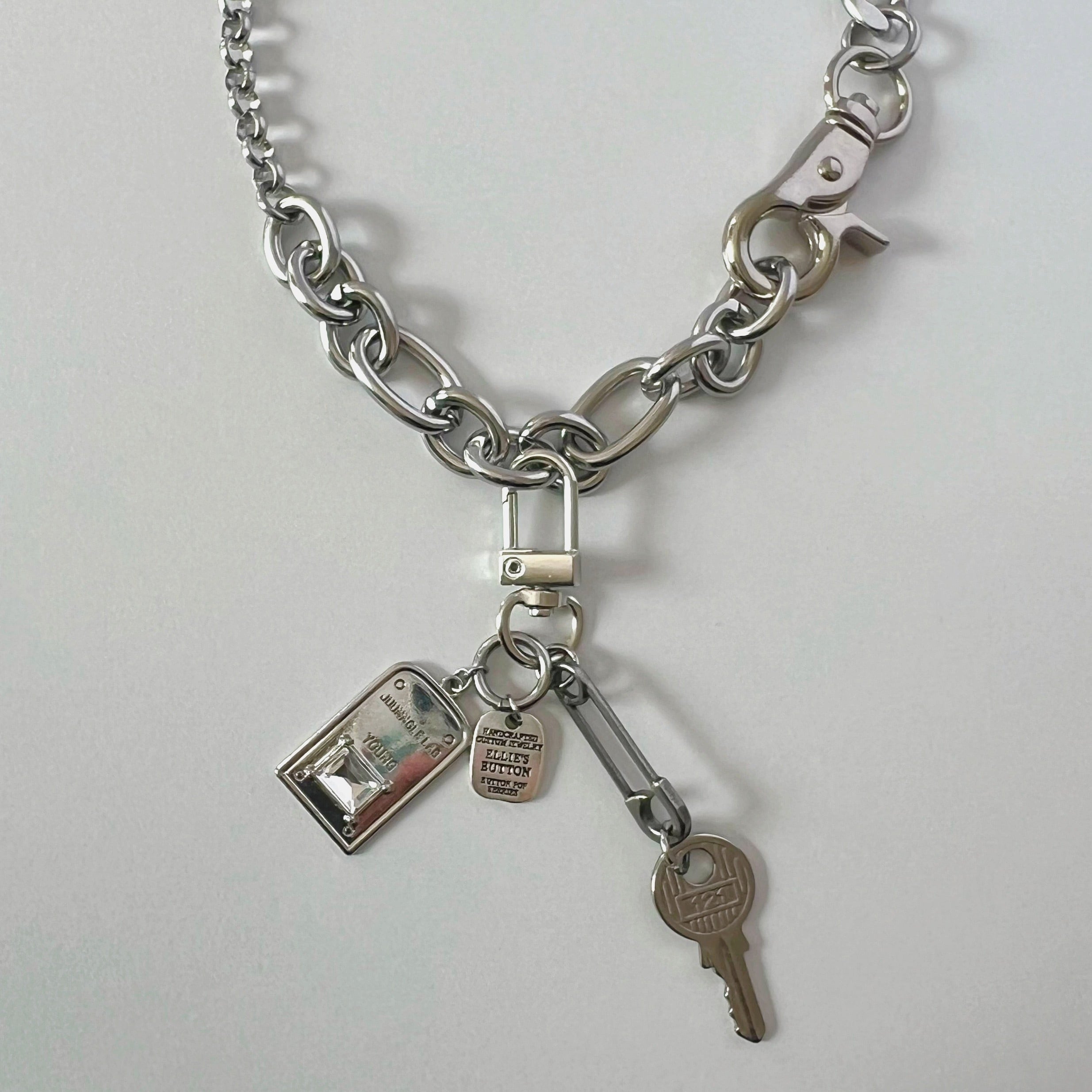 key charm | saze