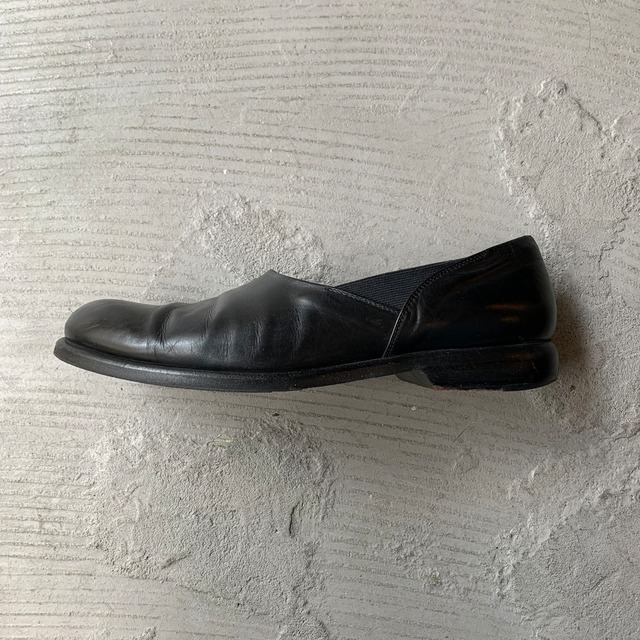ISSEY MIYAKE / Leather slip-on