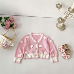 【BABY&KID】フラワー付きピンクカーディガン