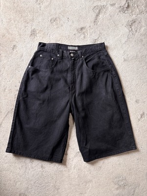 00s GUESS/Black Denim Shorts/W34/ブラックデニムショ－ツ/ショ－トパンツ/レザ－パッチ/ゲス