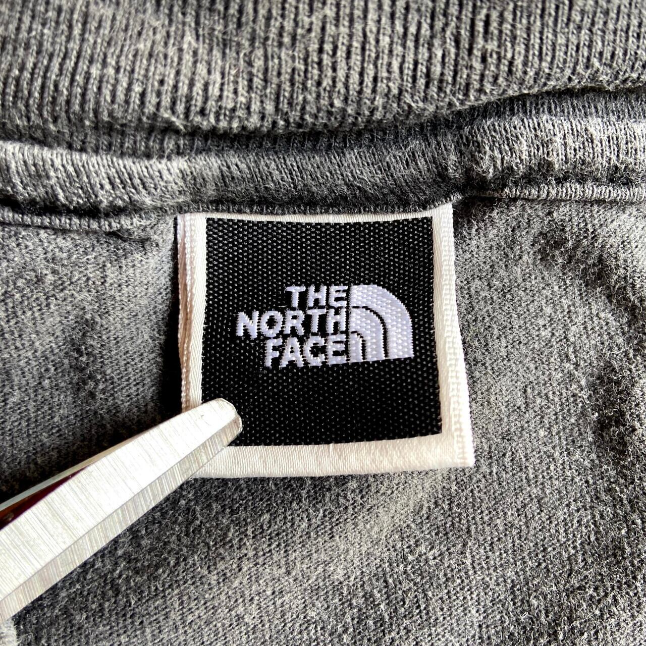 90年代 THE NORTH FACE ザ ノースフェイス ワンポイントロゴ 刺繍 Tシャツ メンズL 古着 チャコールグレー  灰色【Tシャツ】【CS2301-50】【PD20】【AN20】 | cave 古着屋【公式】古着通販サイト