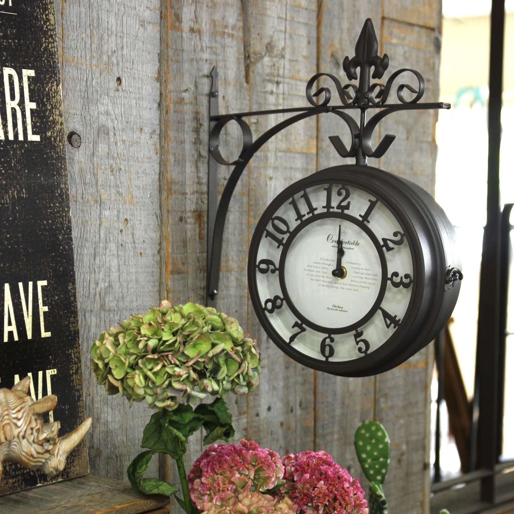 壁掛け両面時計 OLD STREET　NHE801LBR OLD STREET 壁掛け両面時計 ブラウン | SOW online store