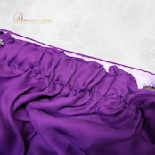 ベリーダンス オリエンタル 衣装 スカート パープル系 ラインストーン ビーズ 紫 鮮やか 光沢 キラキラ ダンス衣装 イベント ステージ 豪華 装飾 練習 レッスン