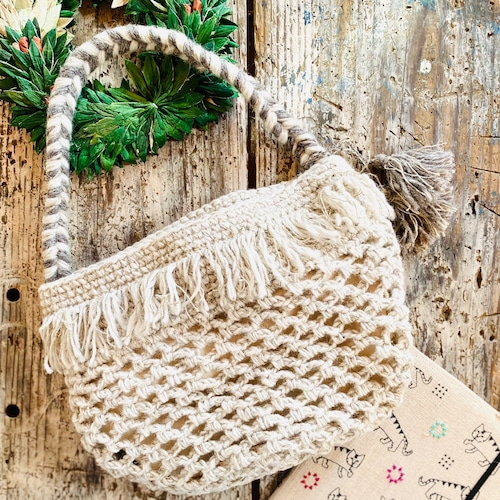ピープルツリー　手編みクロシェバケツ型バッグ