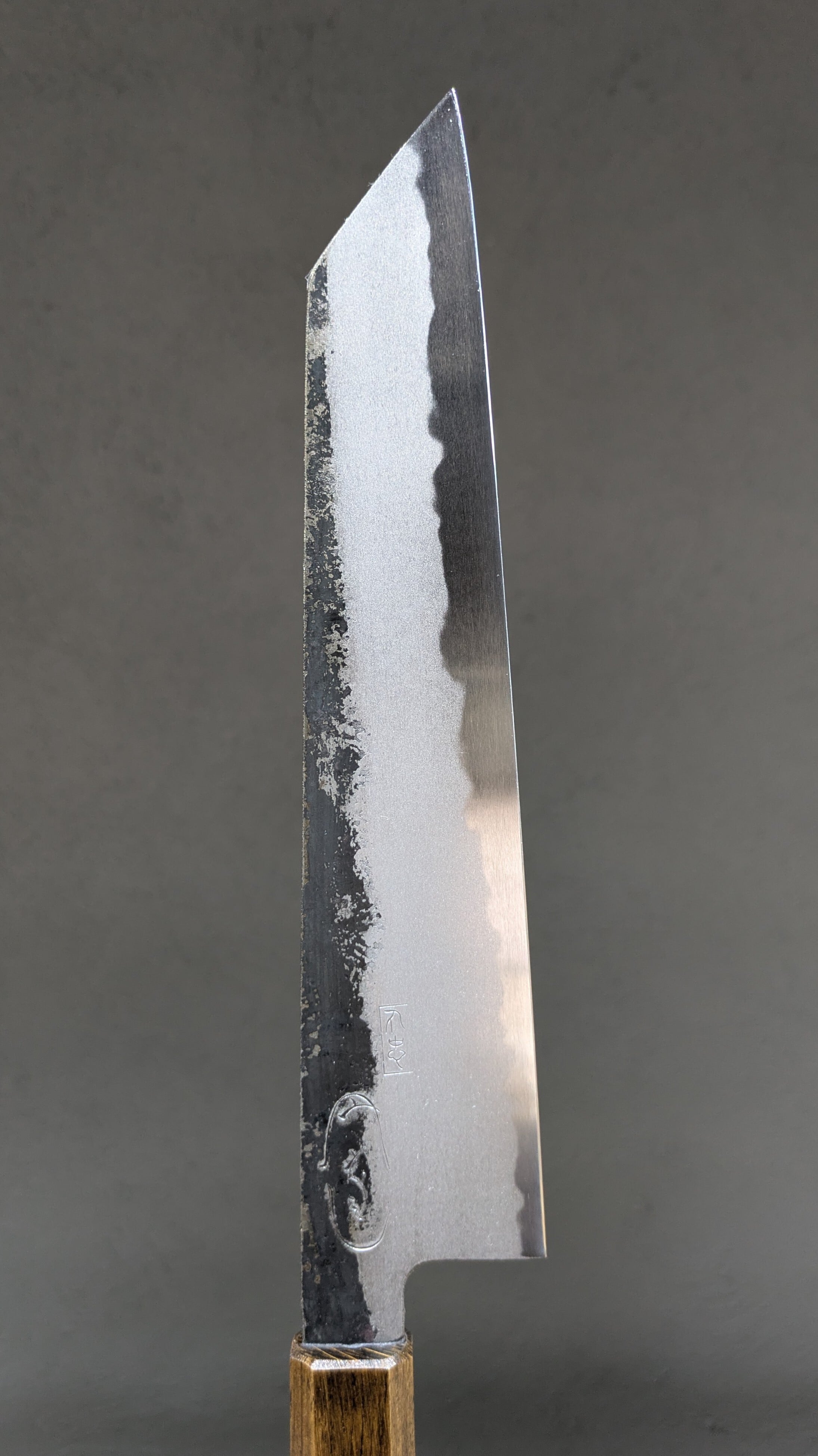白二 黒打 牛刀 8寸（White Steel #2 Kurouchi Chef's knife 240mm