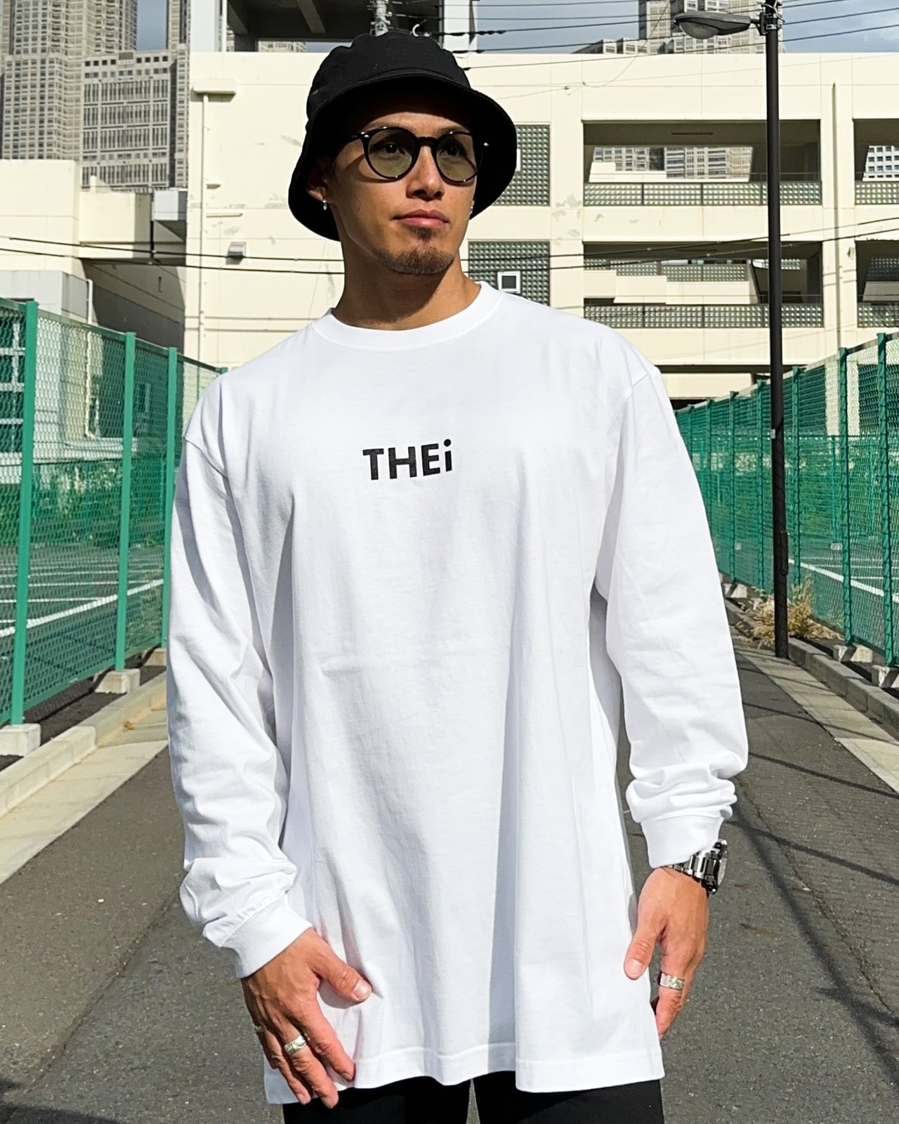 BASIC LONG T-SHIRT - WHITE